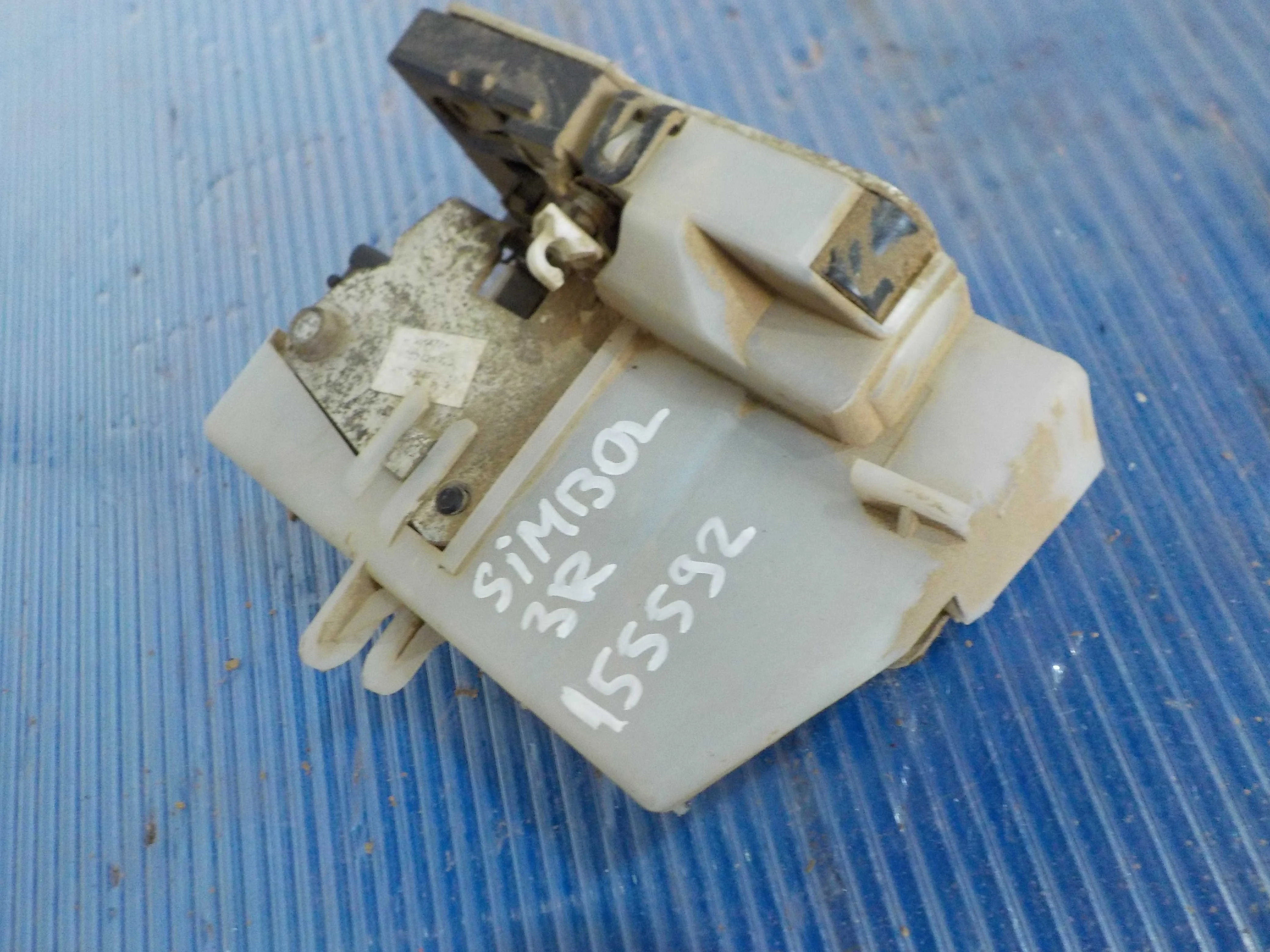 Замок двери Renault Symbol ll (2008—2012) Зад Право