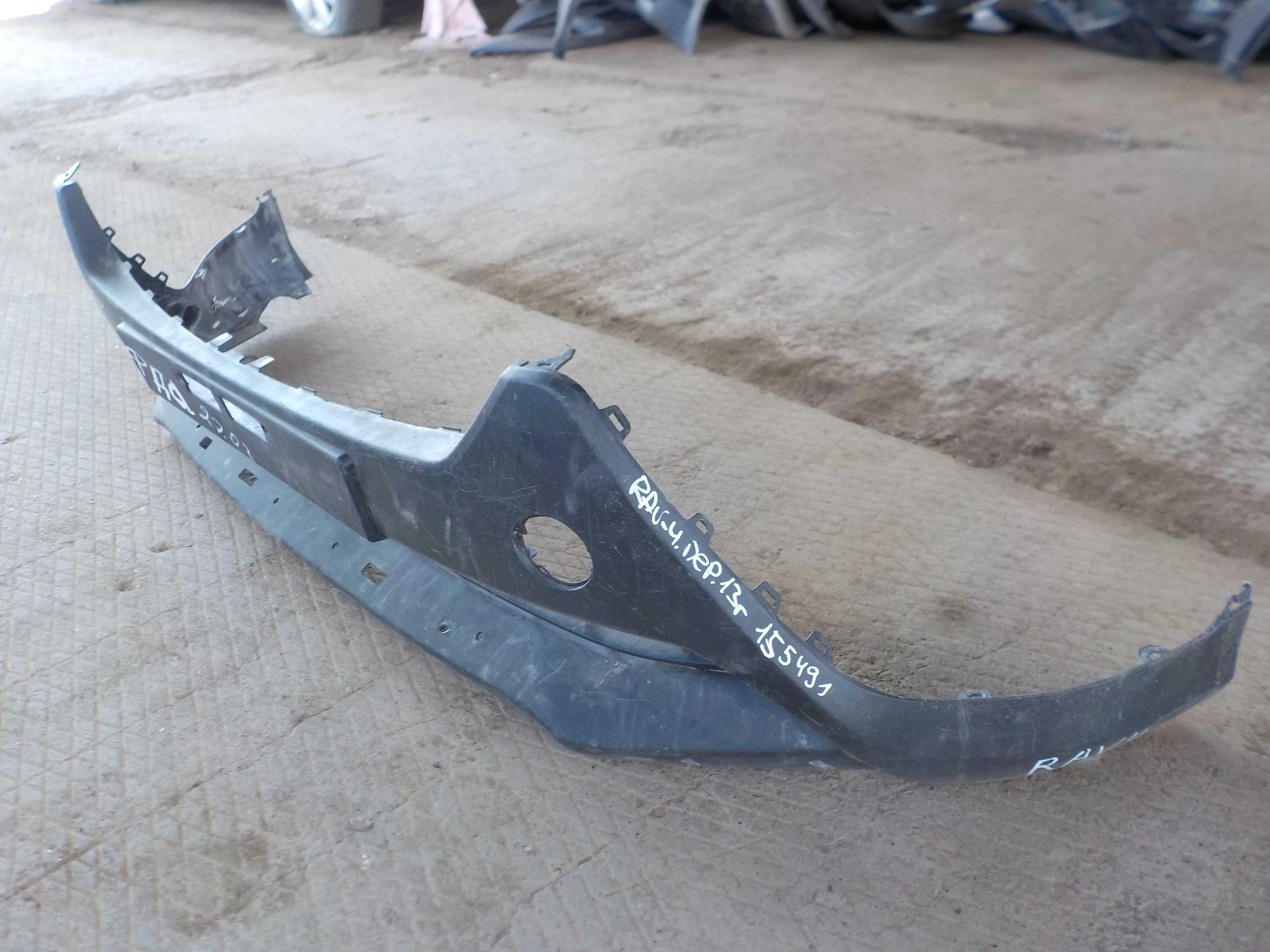 накладка на бампер Toyota RAV4 IV (2012—2015) Перед