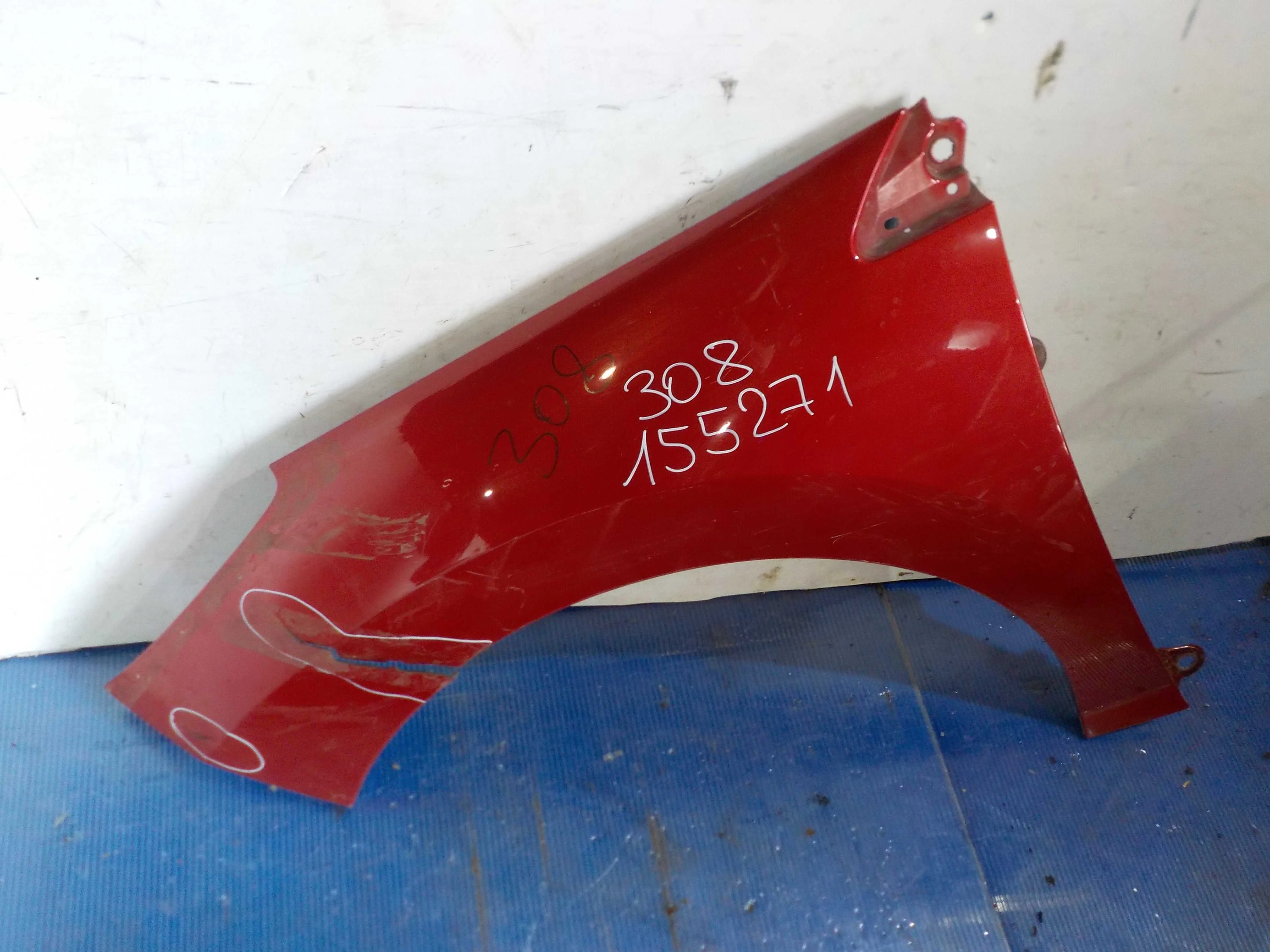 Крыло Peugeot 308 I (2007—2011) Перед Лево