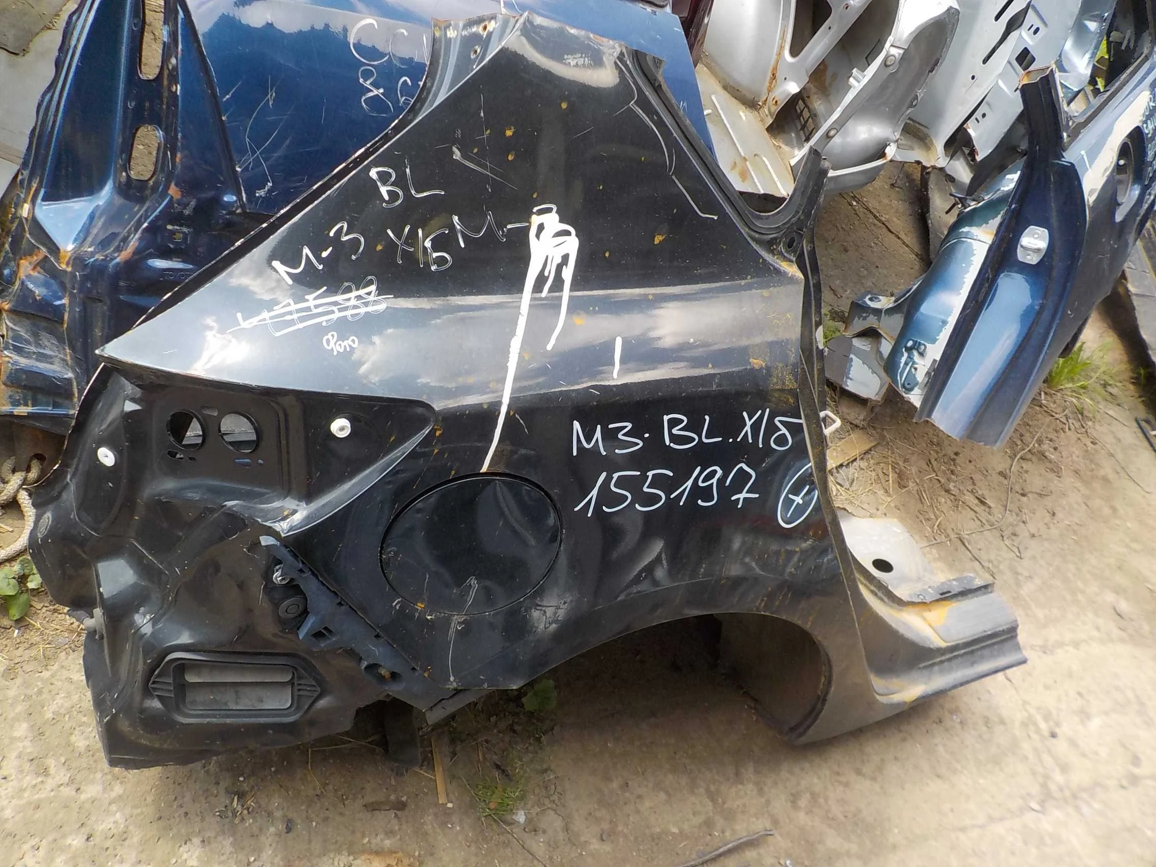 Крыло Mazda 3 BL (2008—2011) Зад Право