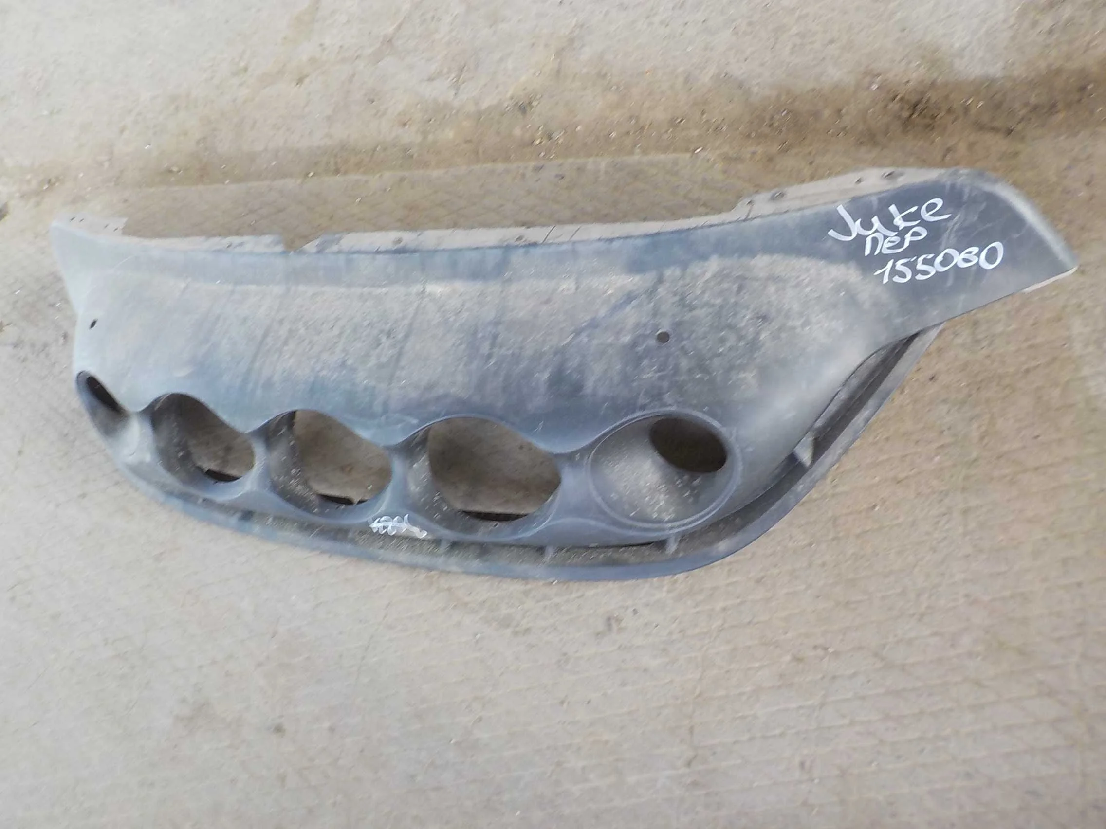 накладка на бампер Nissan Juke I (2010—2014) Перед