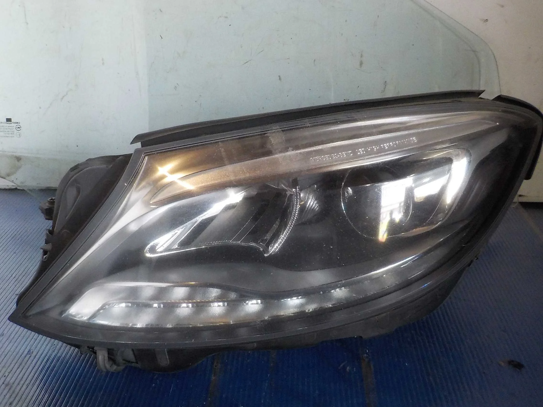 Фара Mercedes-Benz S-класс W222/C217/A217 (2013—2017)  Лево