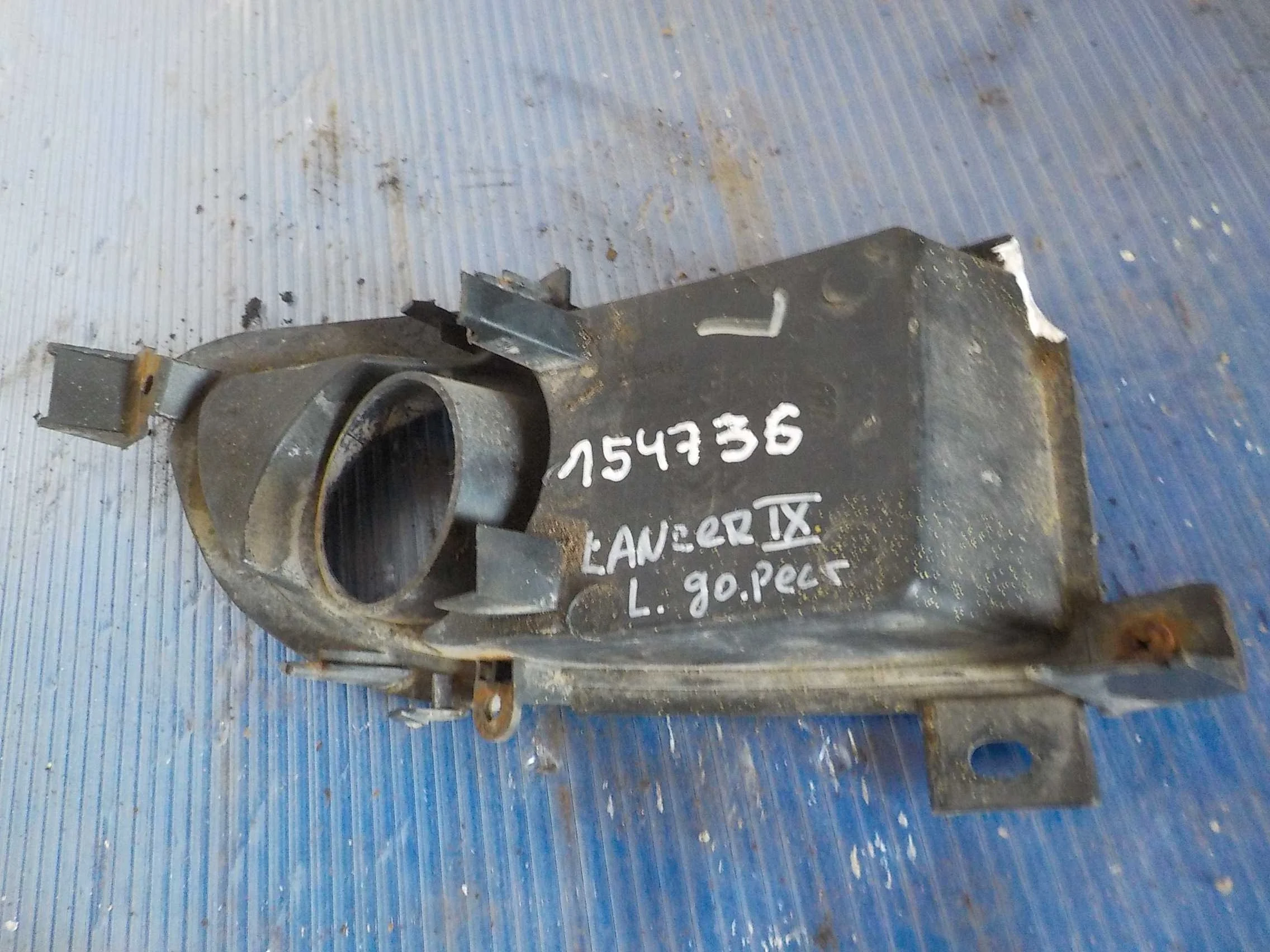 накладка на бампер Mitsubishi Lancer IX (2000—2007) Перед Лево