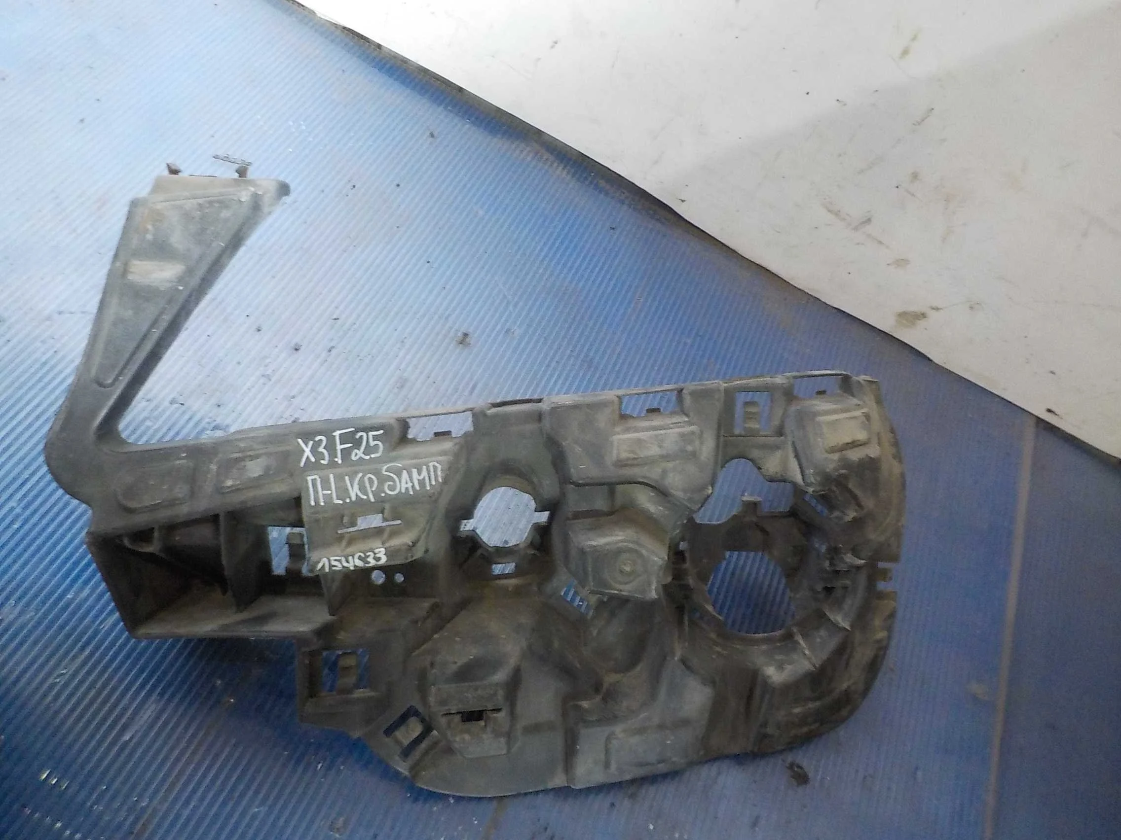 кронштейн бампера BMW X3 F25 (2010—2014)