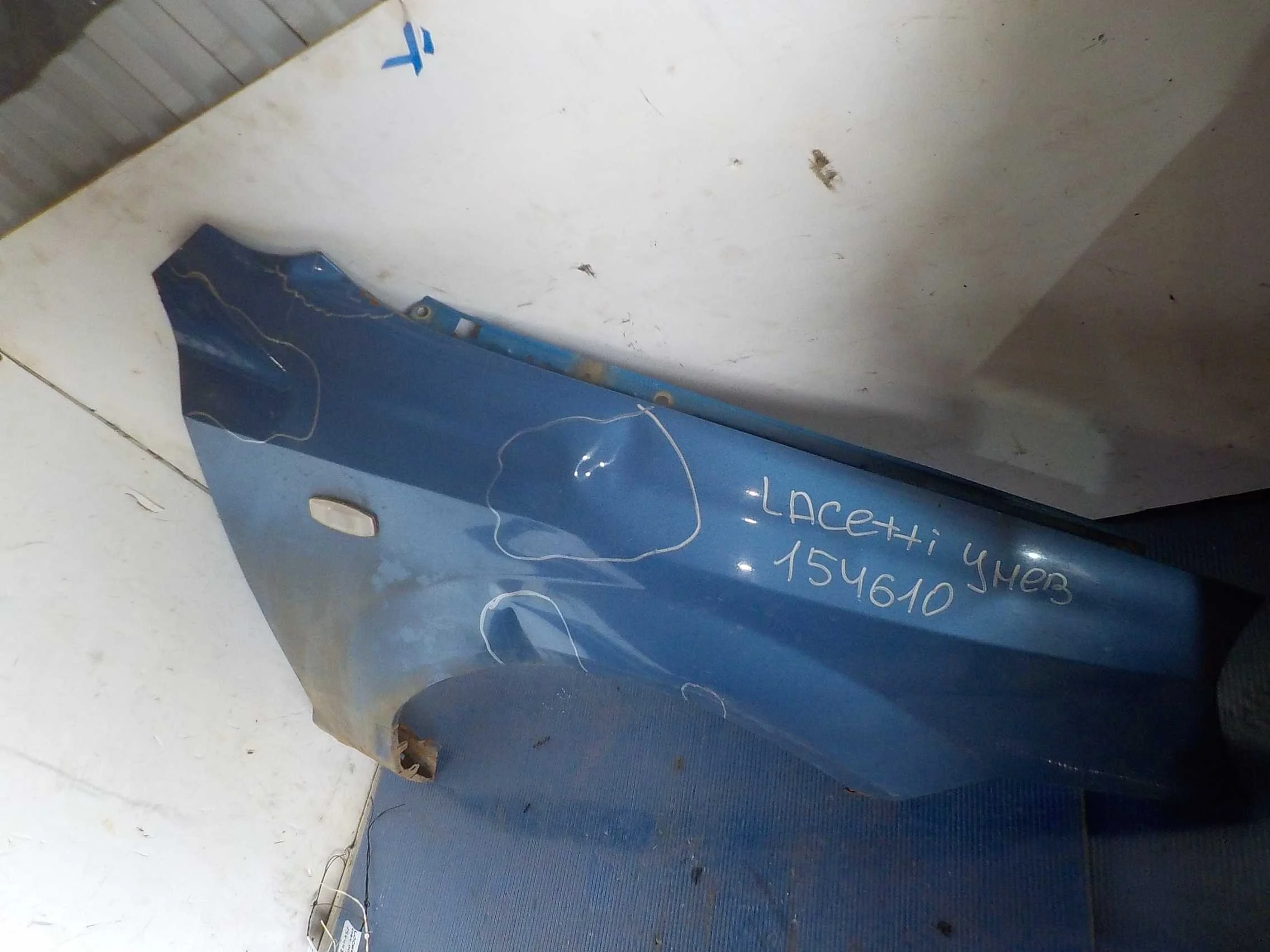 Крыло Chevrolet Lacetti I (2004—2013) Перед Право