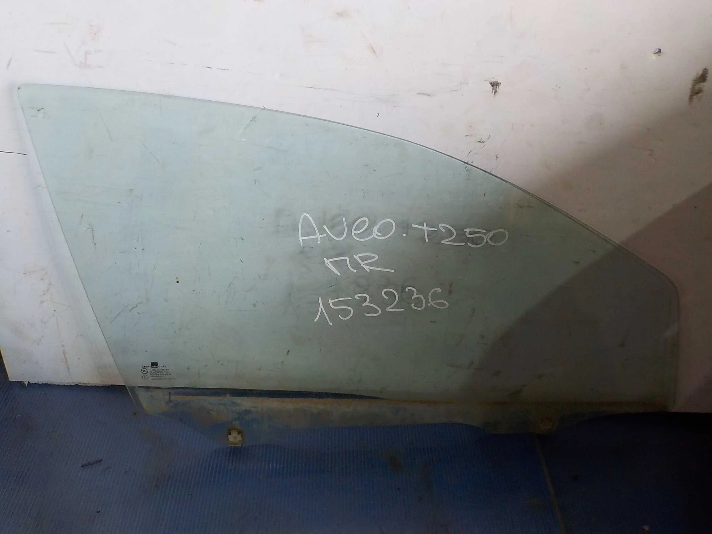 стекло Chevrolet Aveo I рестайлинг (2006—2012) Перед Право