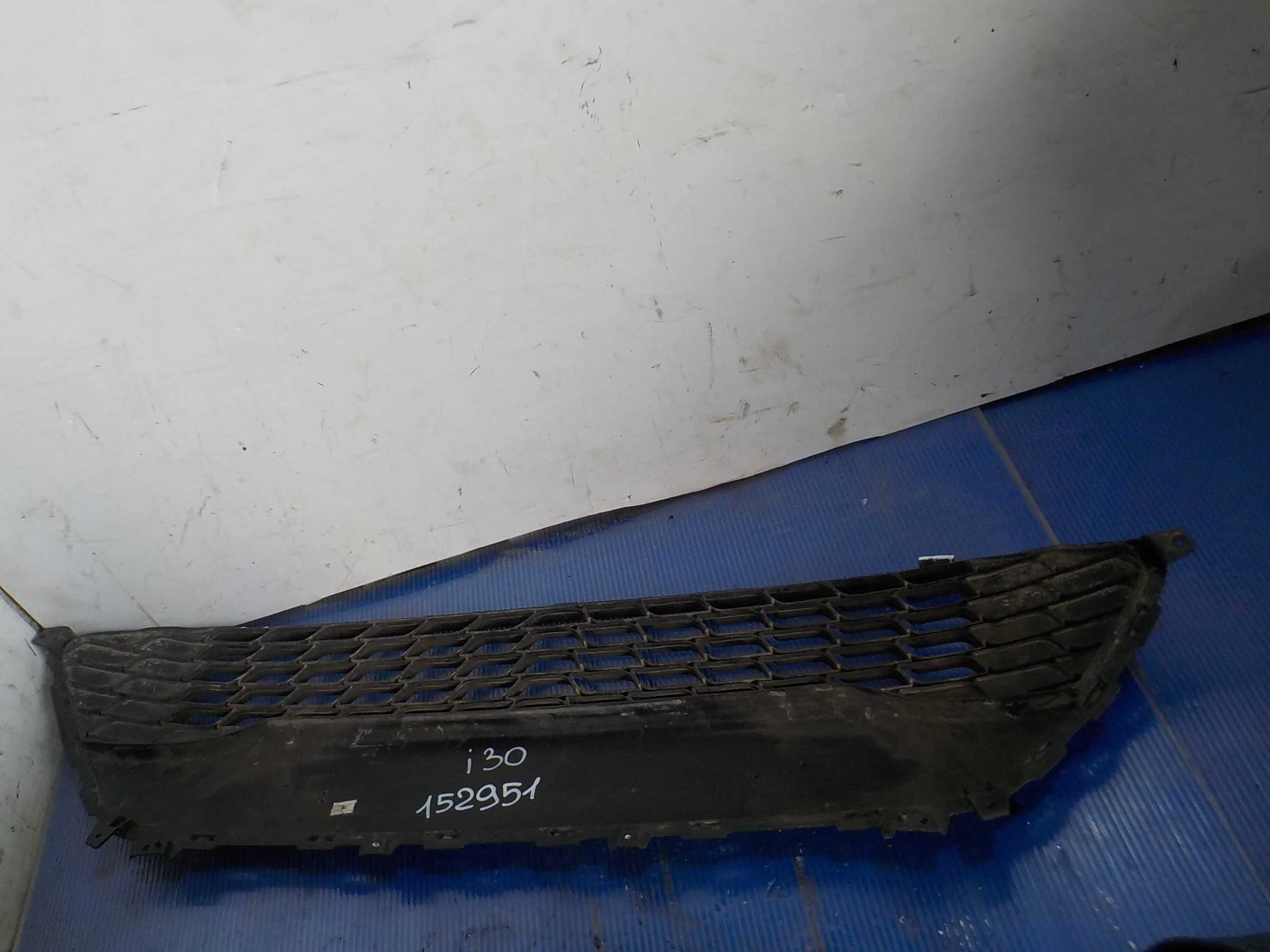 решетка бампера Hyundai i30 I (2007—2010)