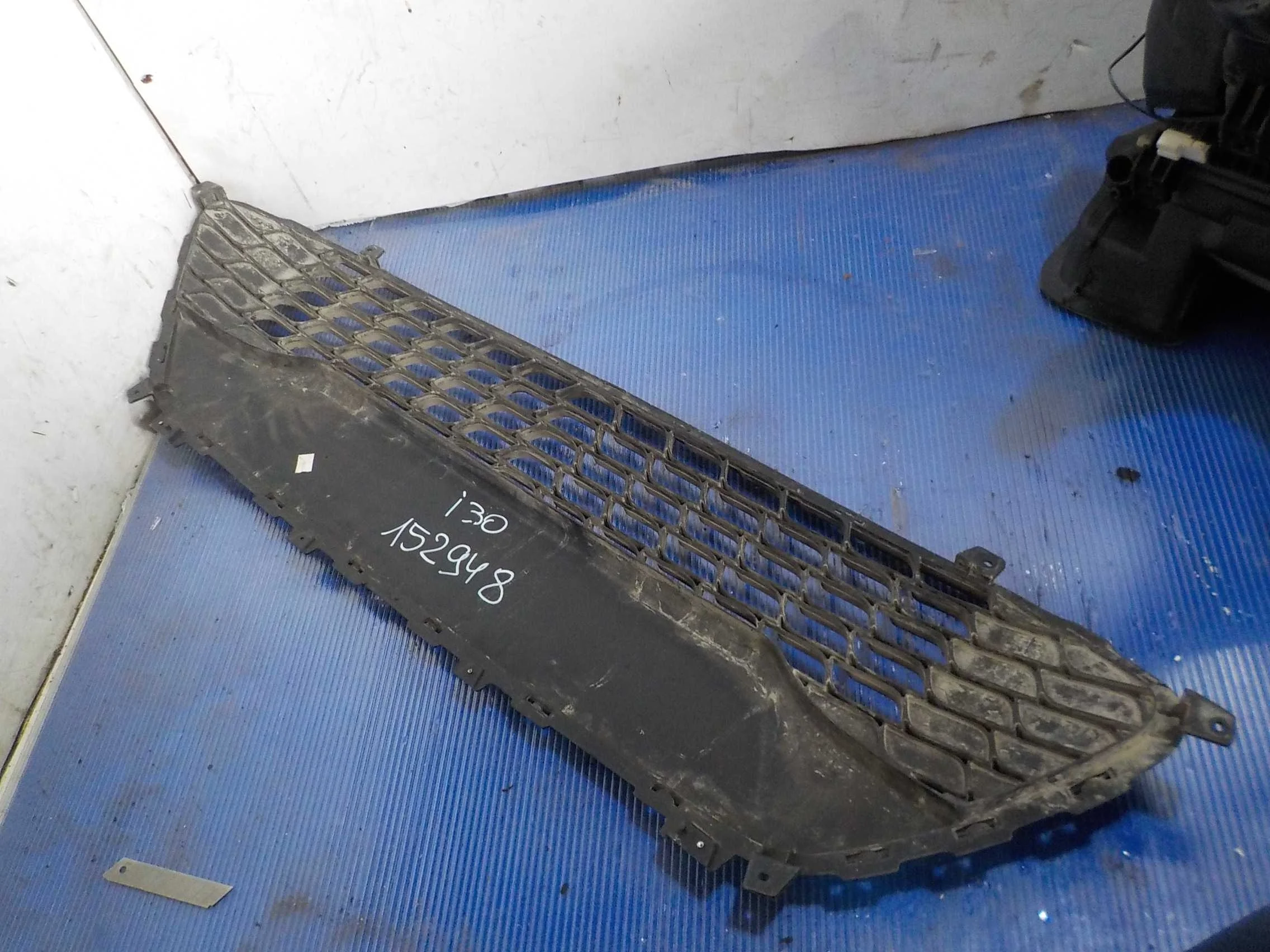 решетка бампера Hyundai i30 I (2007—2010)