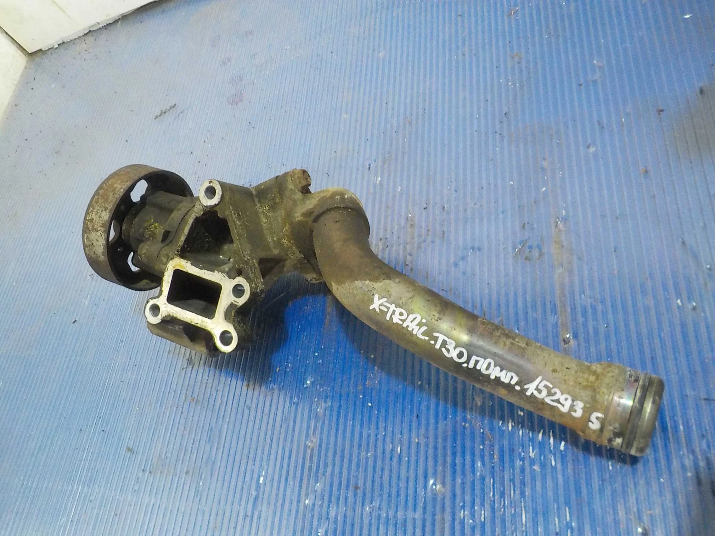 Помпа Nissan Primera P12 (2001—2008)