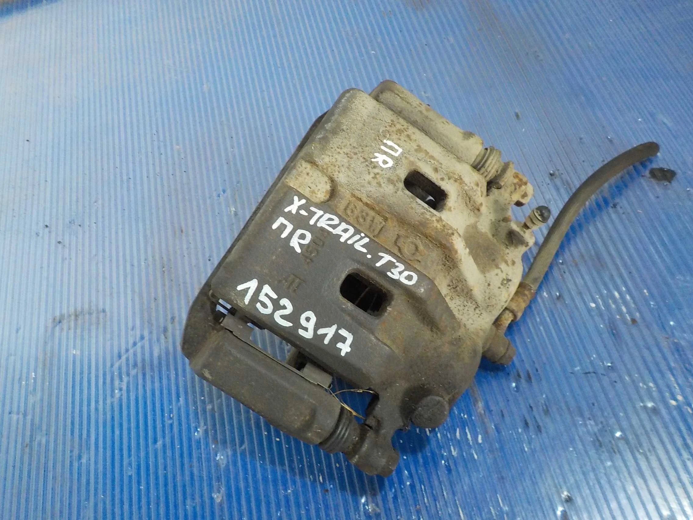 суппорт Nissan X-Trail I (2000—2007)