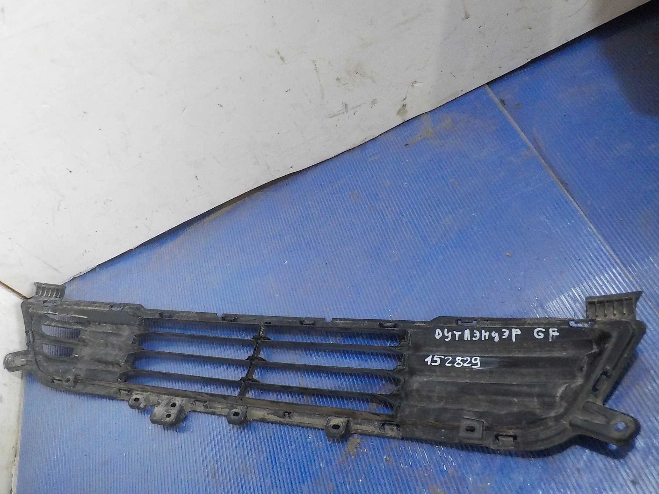 решетка бампера Mitsubishi Outlander III рестайлинг 2 (2015—2018) Перед