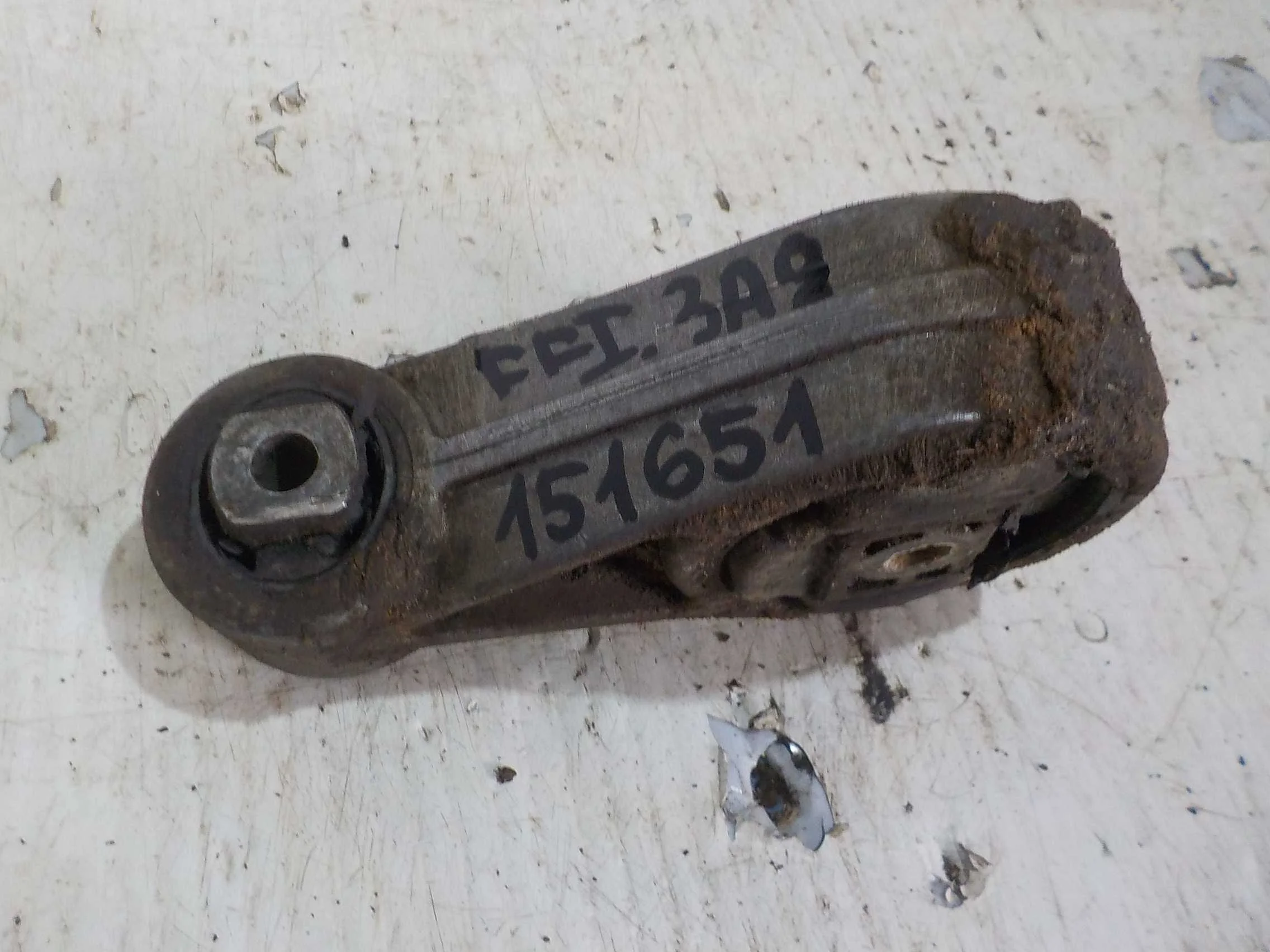 Опора двигателя Ford Focus I (1998—2004) Зад