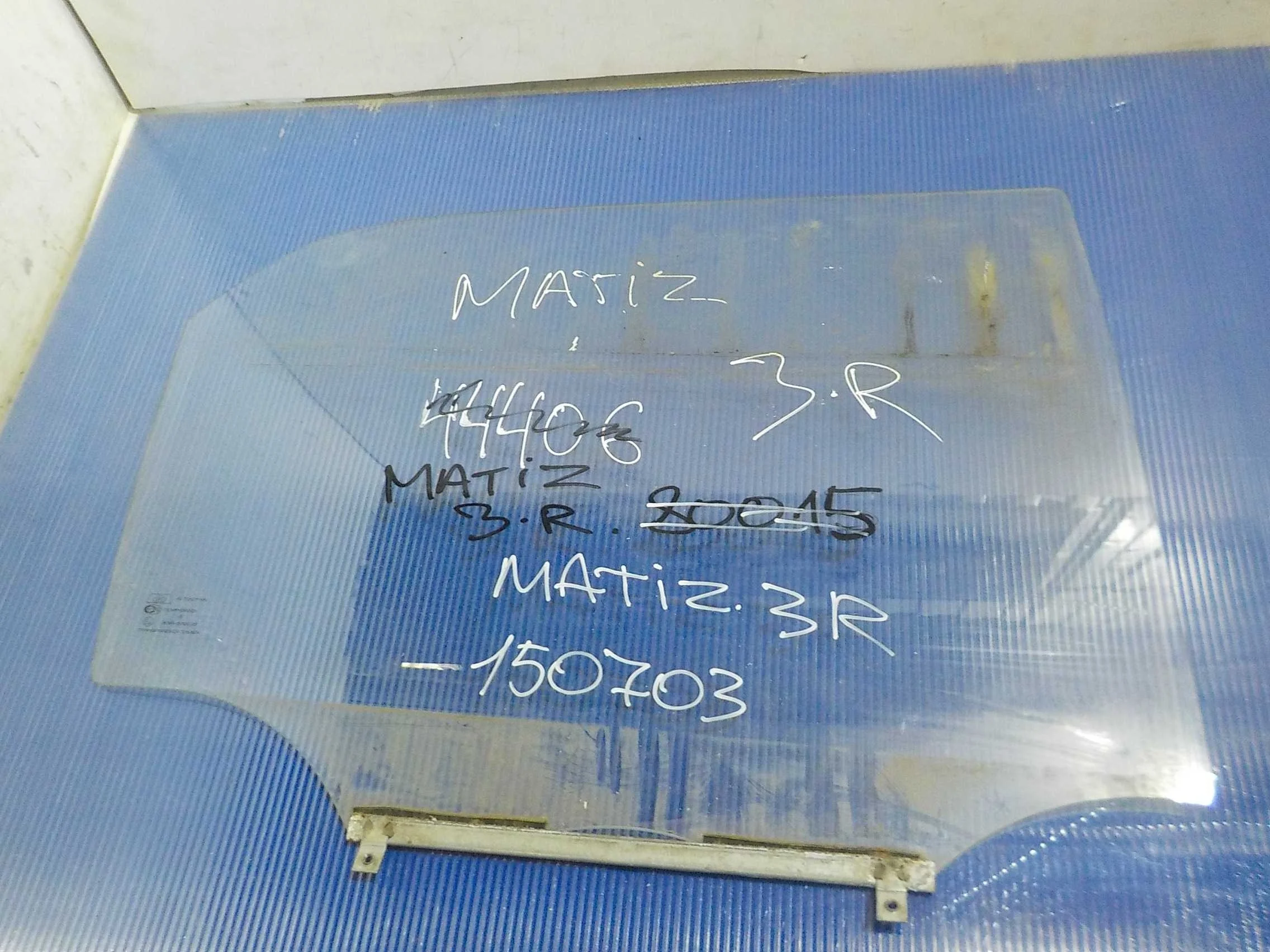 стекло Daewoo Matiz I рестайлинг (2000—2015) Зад Право