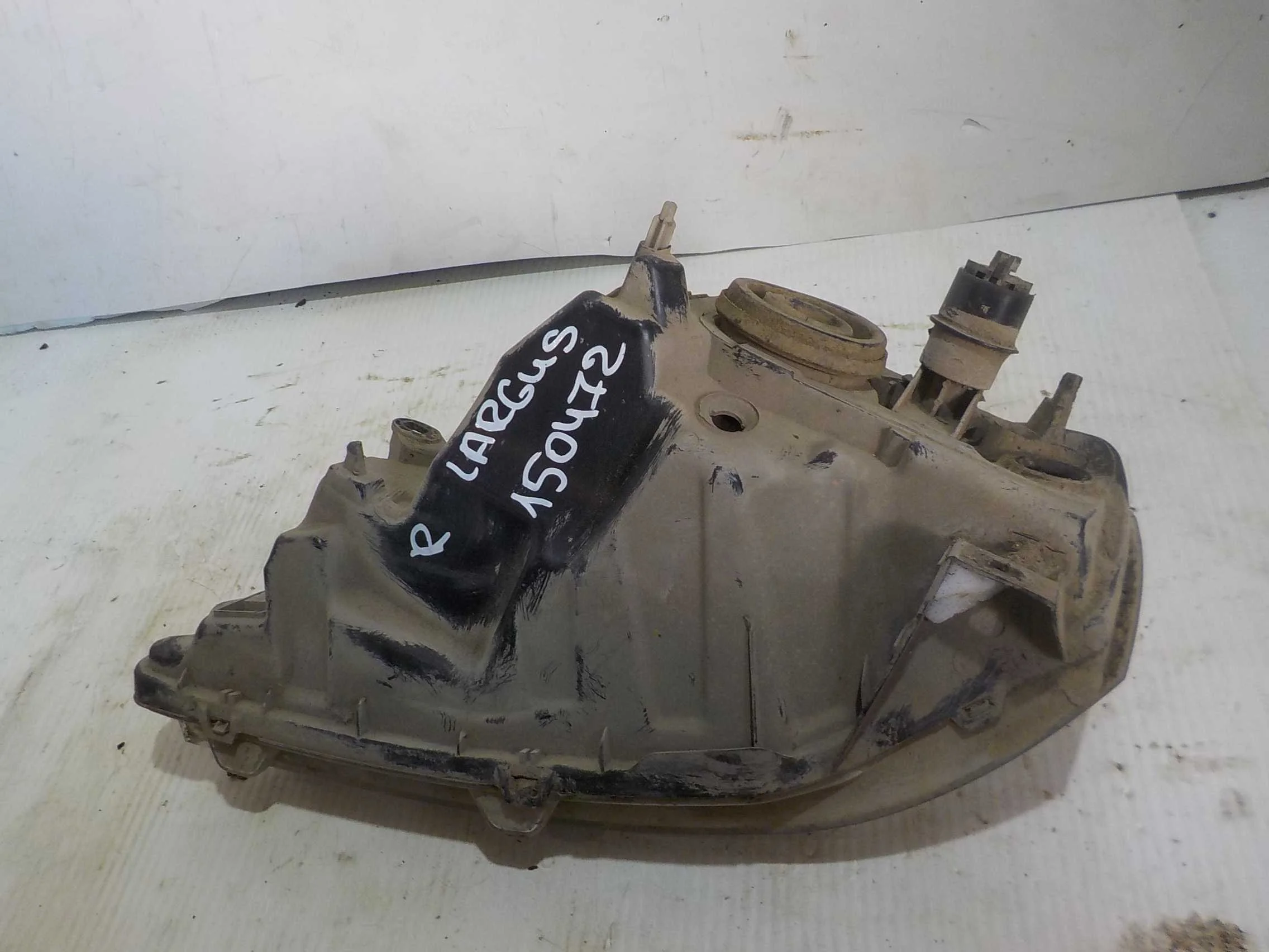 Фара ВАЗ (LADA) Largus I (2012—2021)  Право