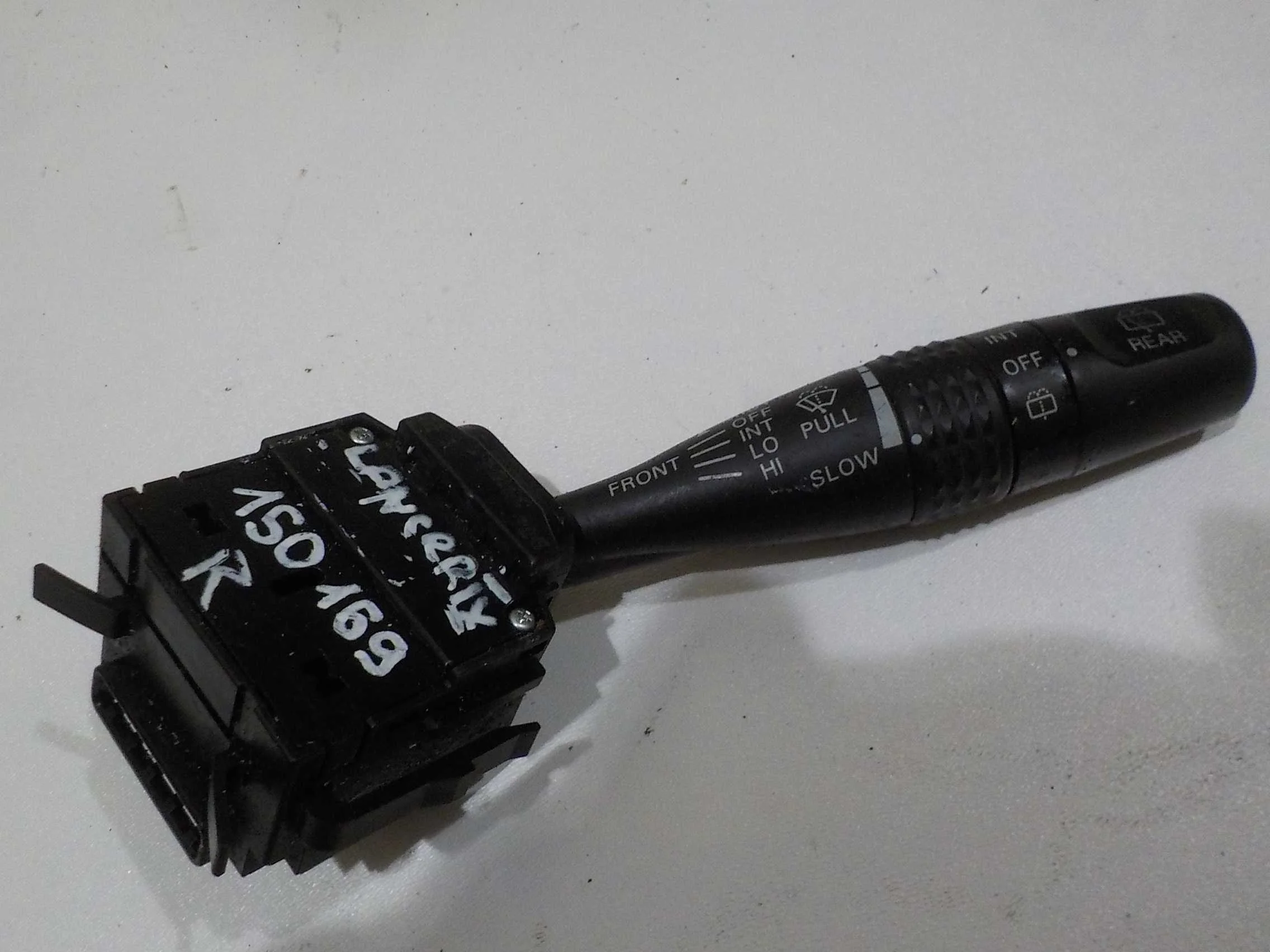 подрулевой переключатель Mitsubishi Outlander I (2002—2009)  Право