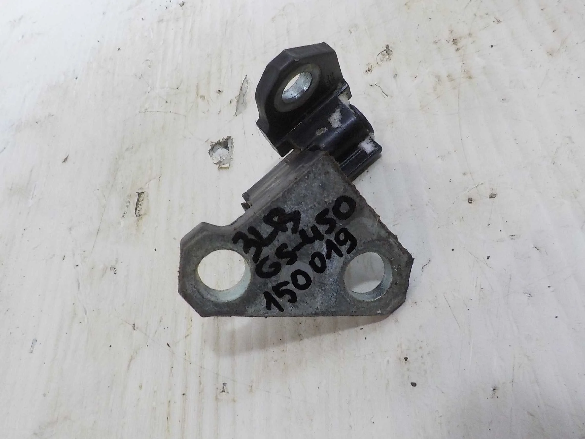 Петля двери Lexus GS III (2004—2007) Зад Лево Верх