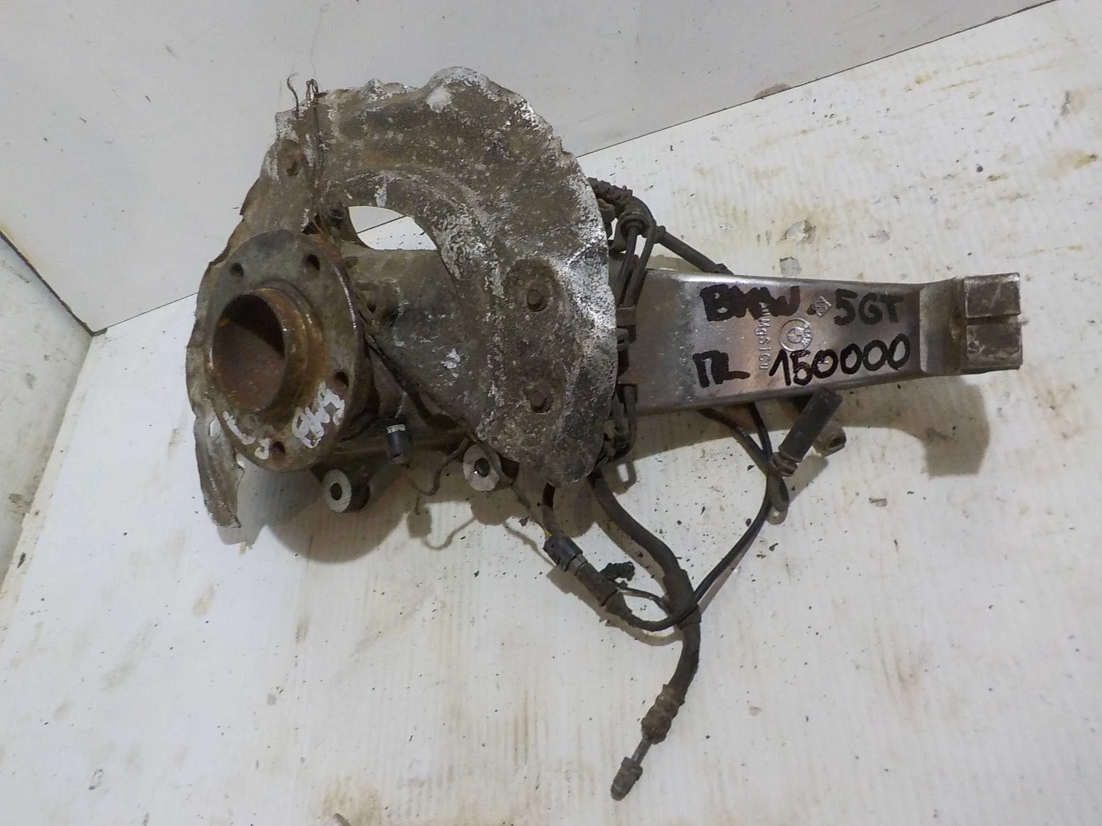 кулак поворотный BMW 5 серия GT F07 рестайлинг (2013—2017) Перед Лево