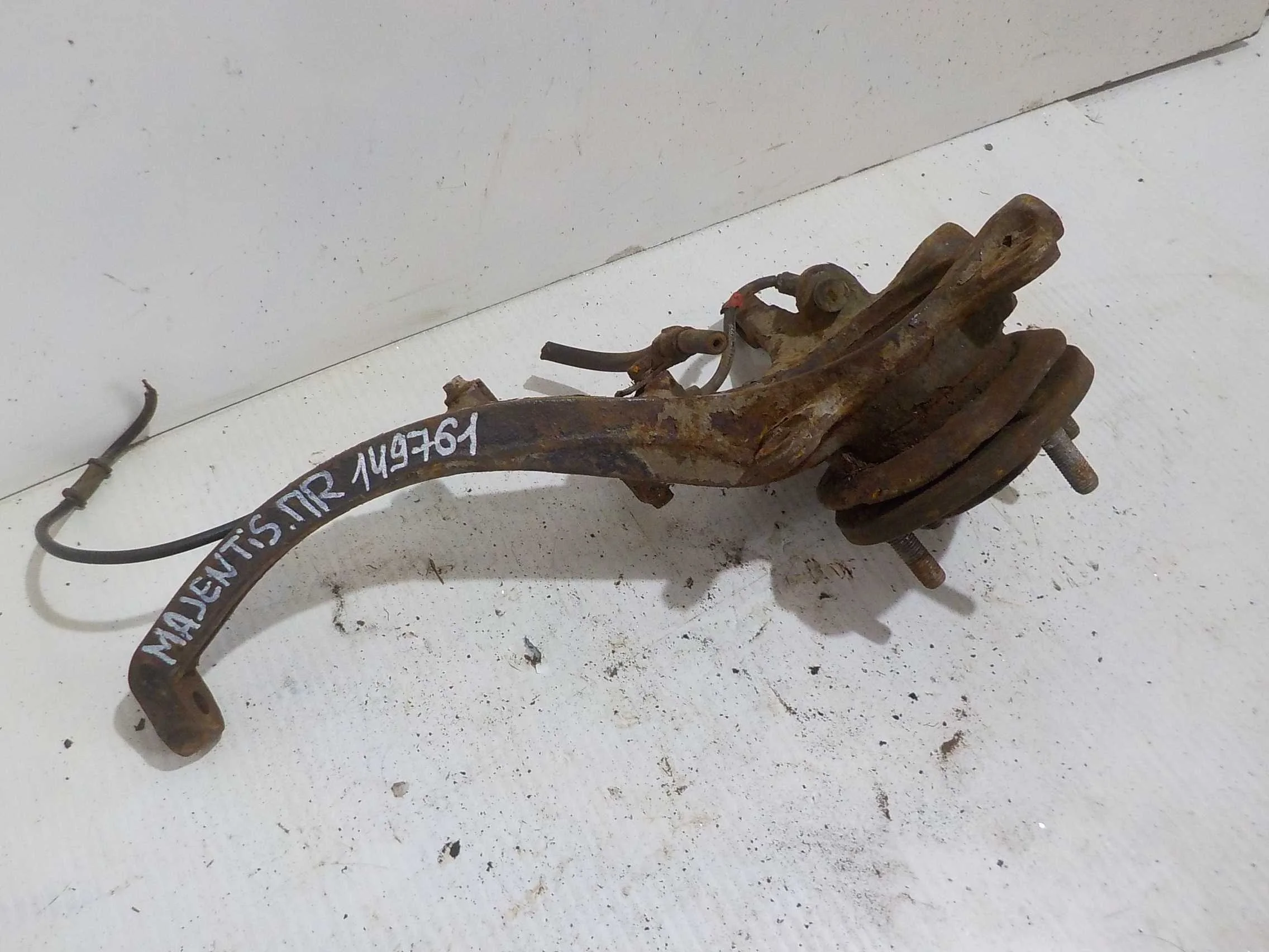 кулак поворотный Hyundai Sonata IV рестайлинг (2001—2012) Перед Право