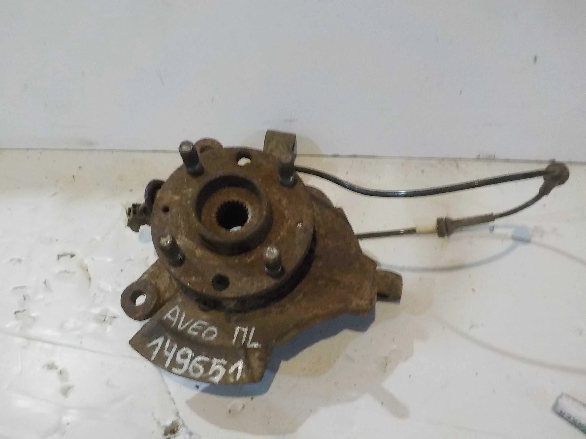 кулак поворотный Chevrolet Aveo I (2003—2008)