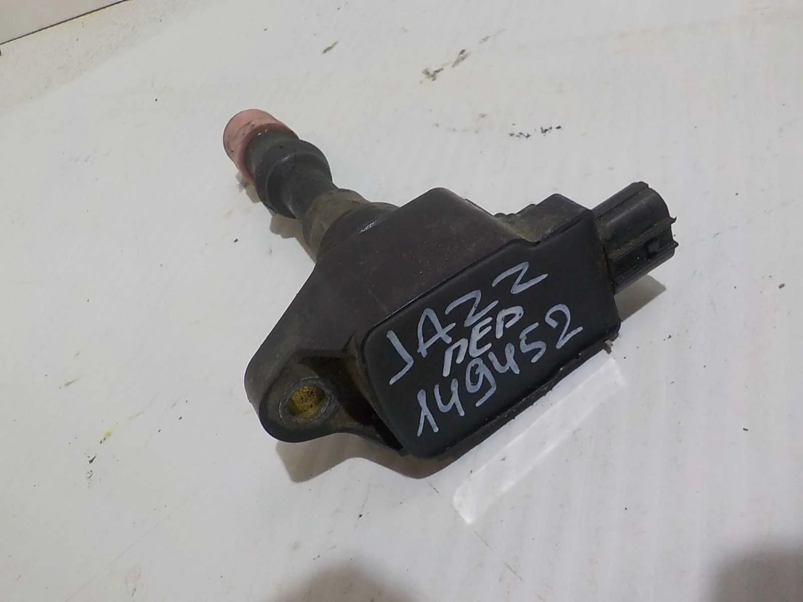 Катушка зажигания Honda Fit GD (2001—2008) Перед