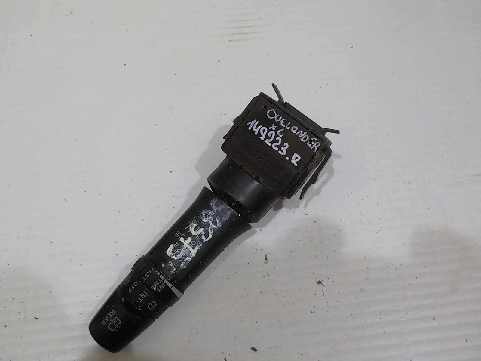 подрулевой переключатель Mitsubishi L200 IV (2006—2014)  Право