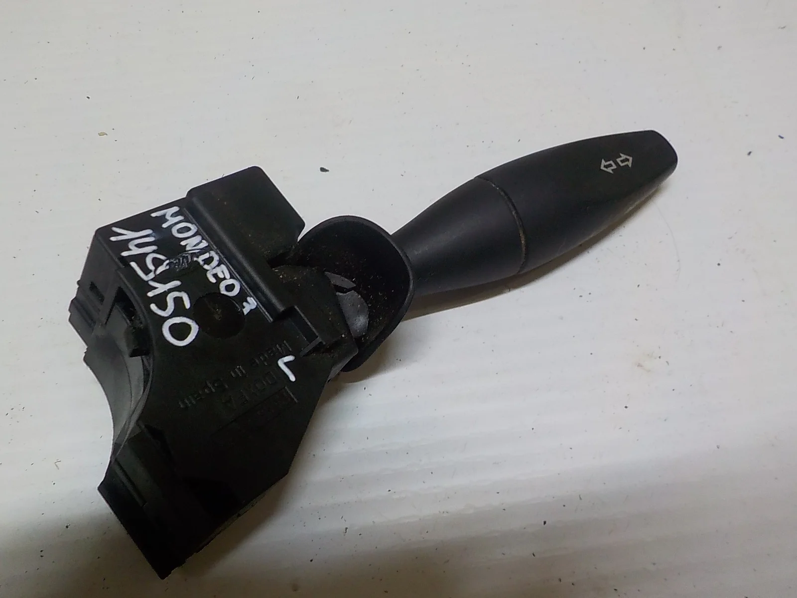 подрулевой переключатель Ford Fusion I (2002—2005)  Лево