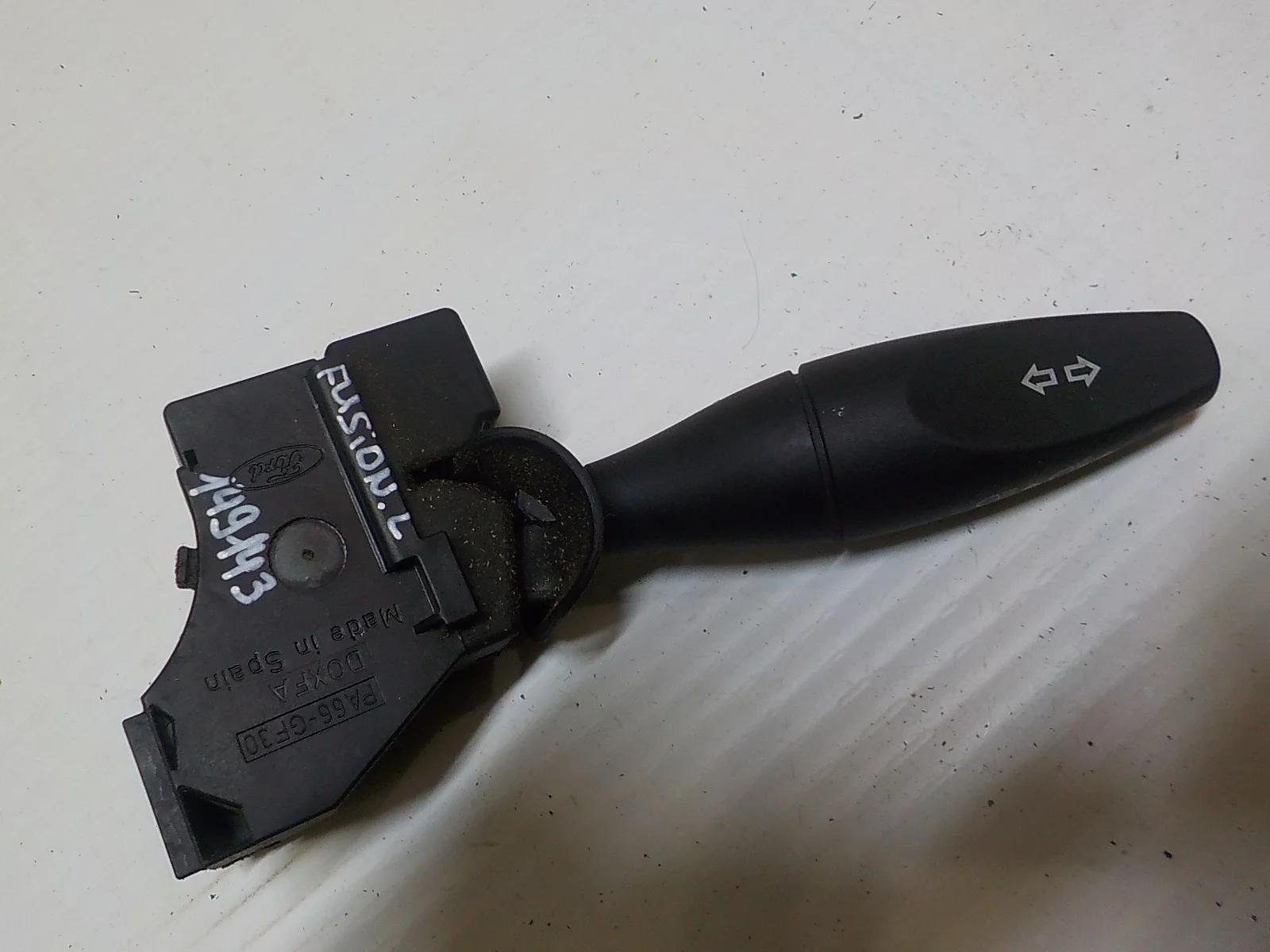 подрулевой переключатель Ford Fusion I (2002—2005)  Лево