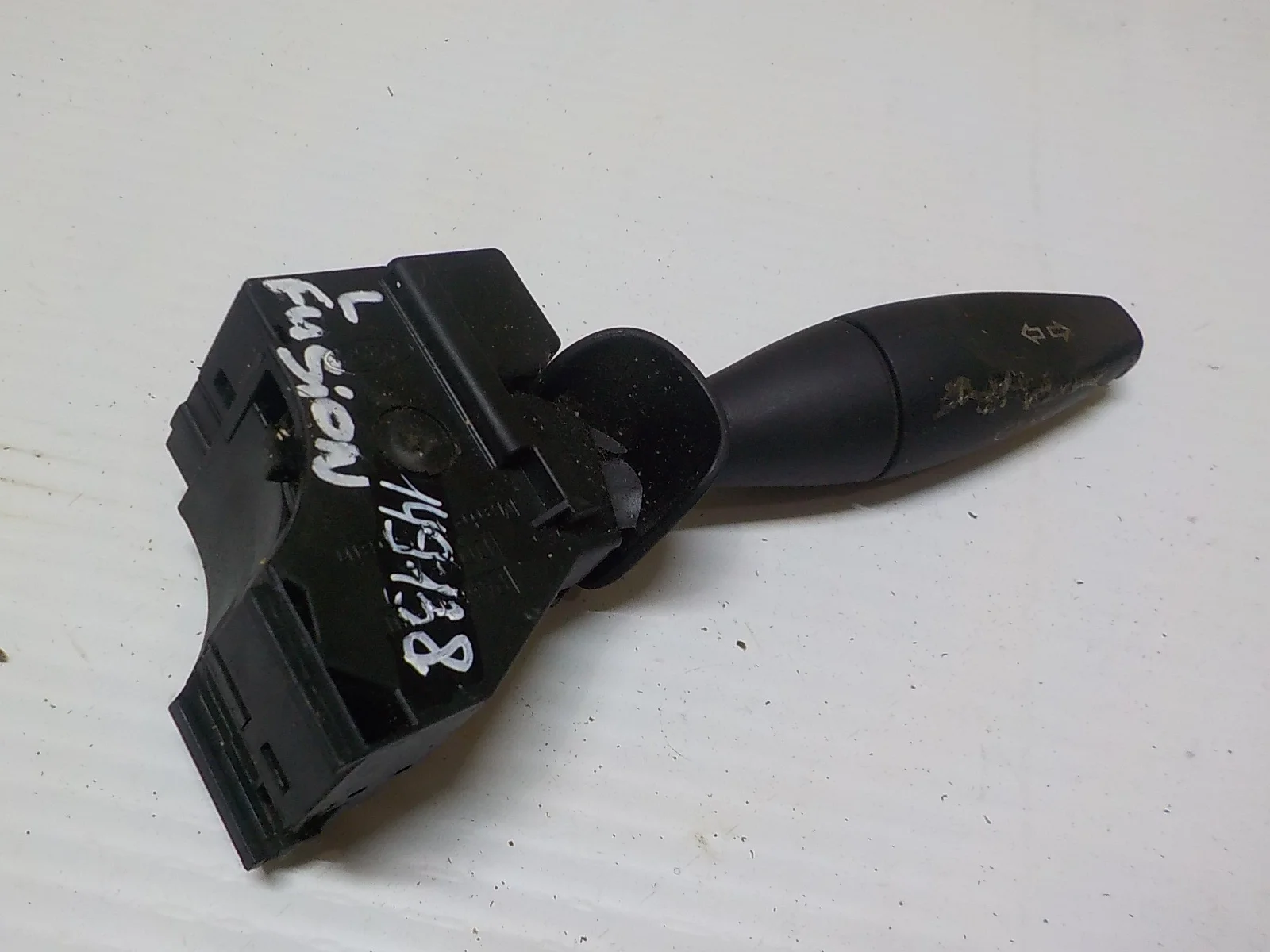 подрулевой переключатель Ford Fusion I (2002—2005)  Лево