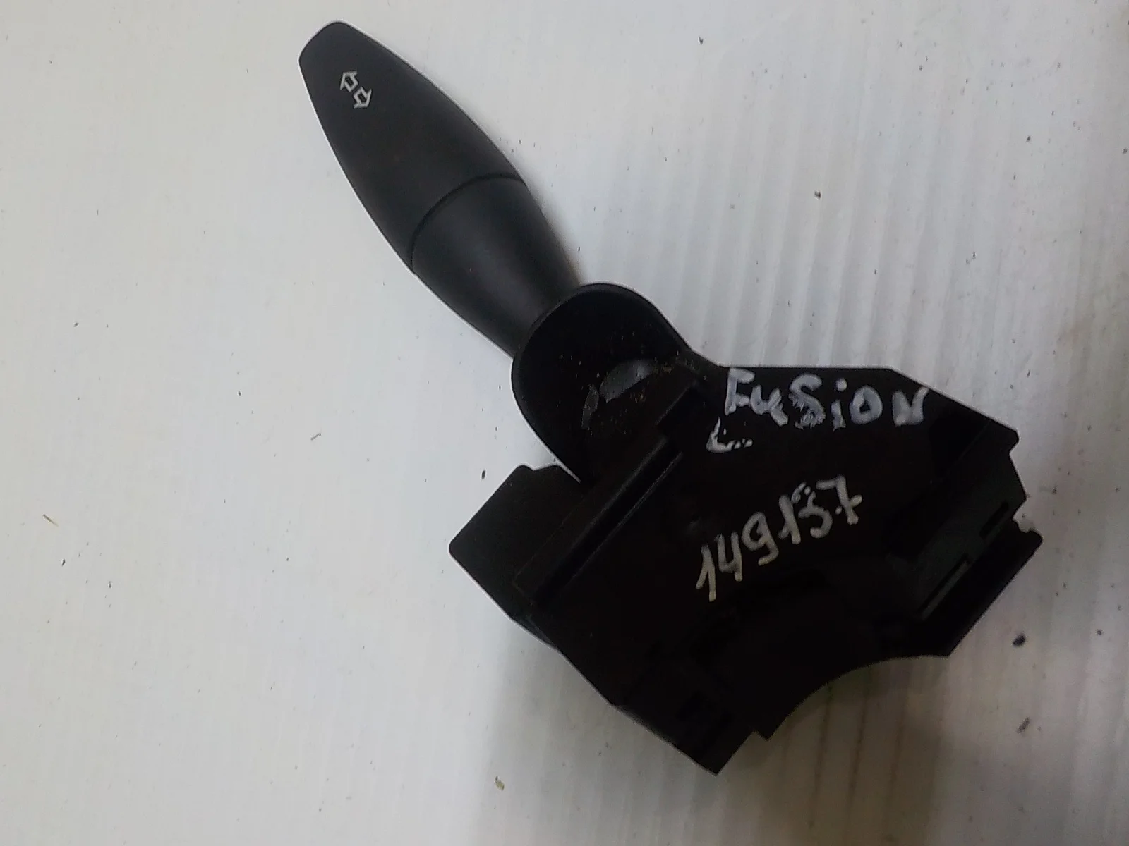 подрулевой переключатель Ford Fusion I (2002—2005)  Лево