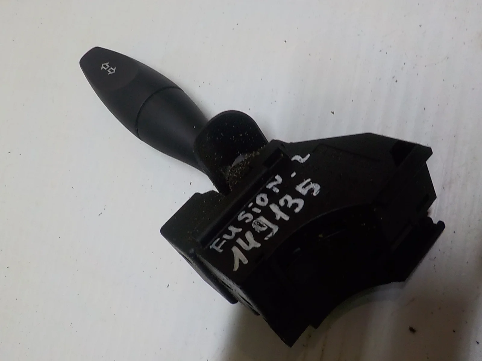 подрулевой переключатель Ford Fusion I (2002—2005)  Лево