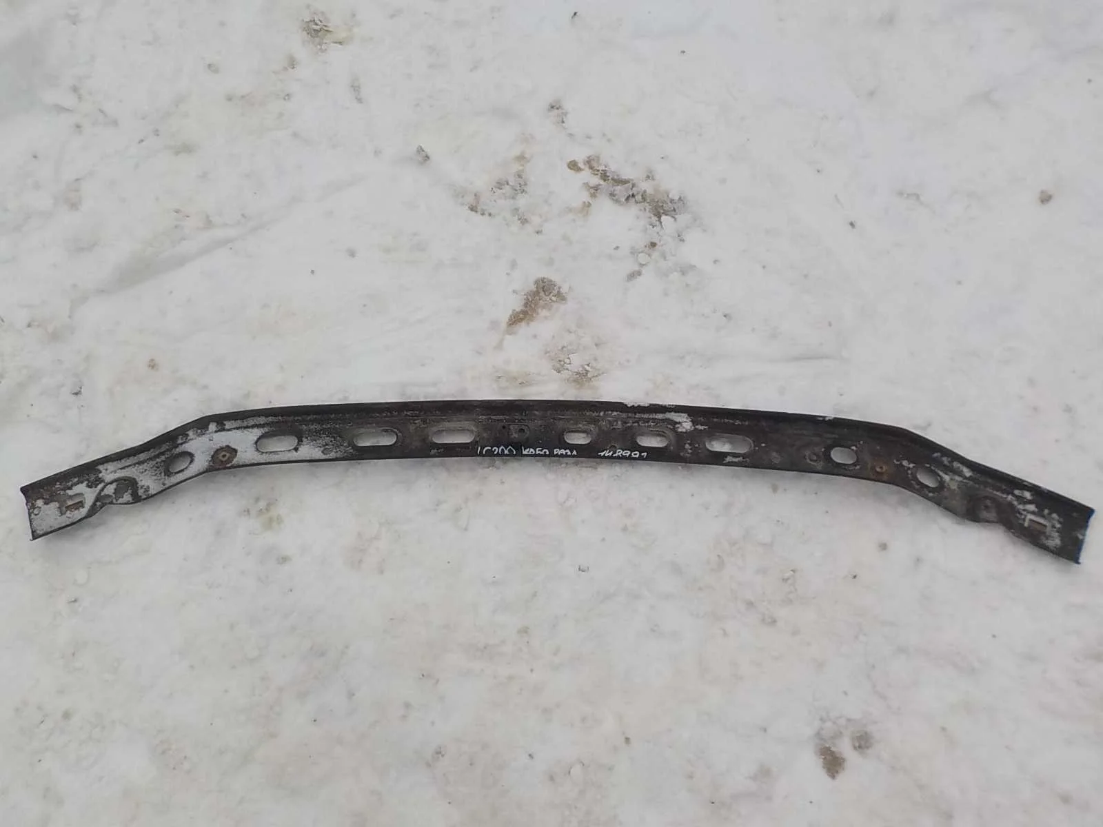 кронштейн бампера Toyota Land Cruiser 200 (2007—2012) Перед