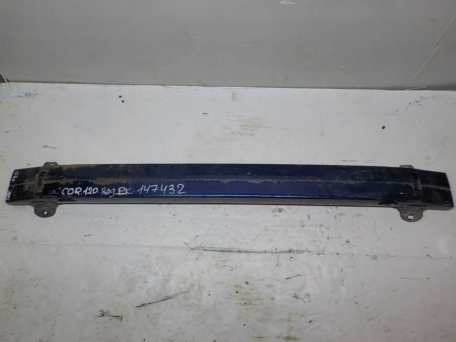 Усилитель бампера Toyota Corolla IX (2000—2004) Зад