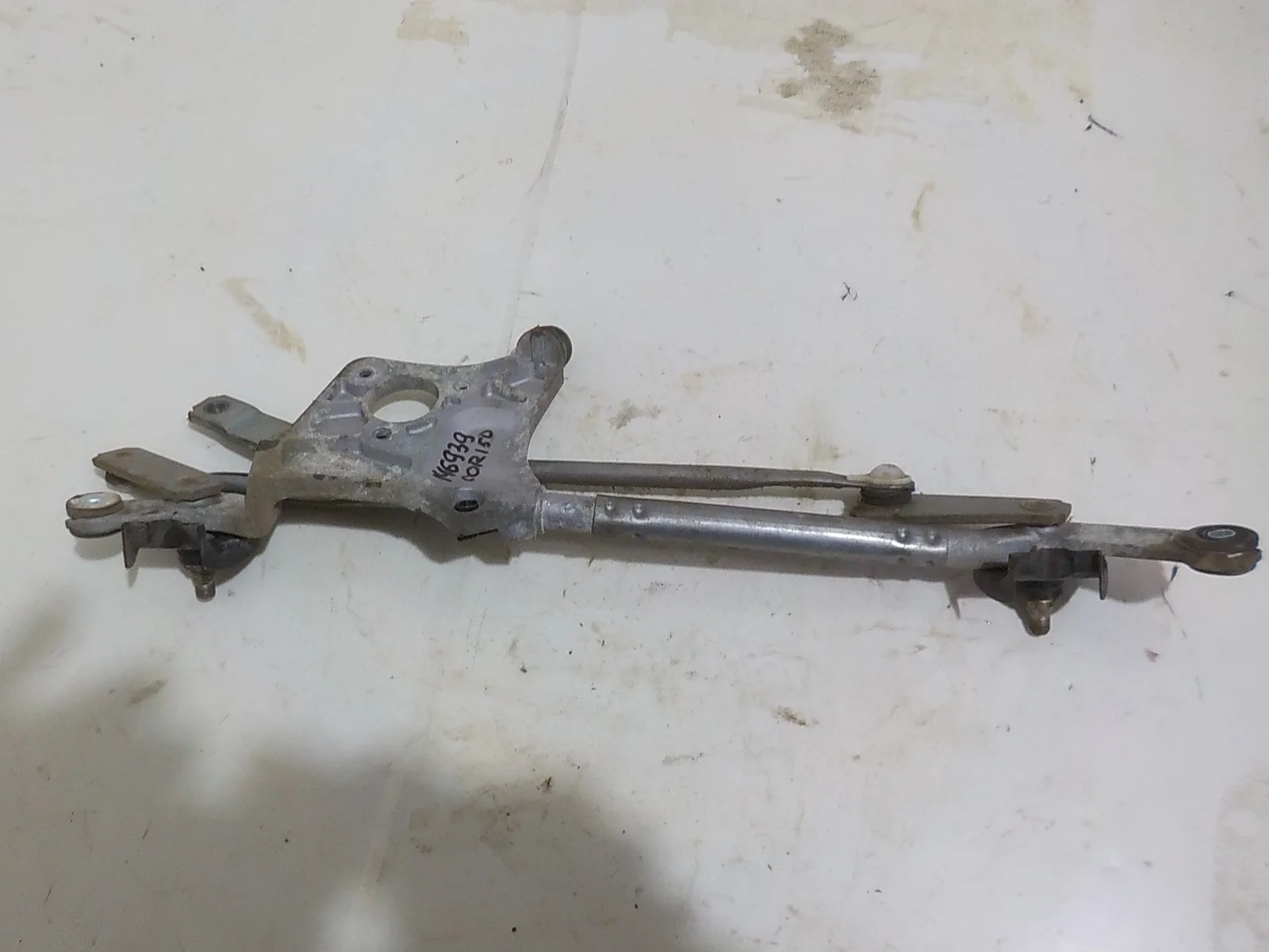 трапеция дворников Toyota Corolla Fielder X (2006—2012)