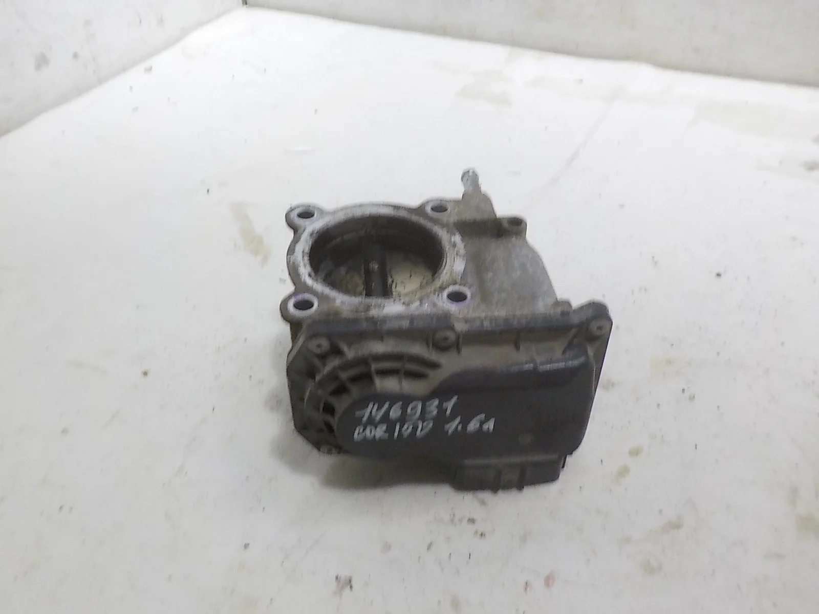 Дроссельная заслонка Toyota Corolla X (2006—2010)