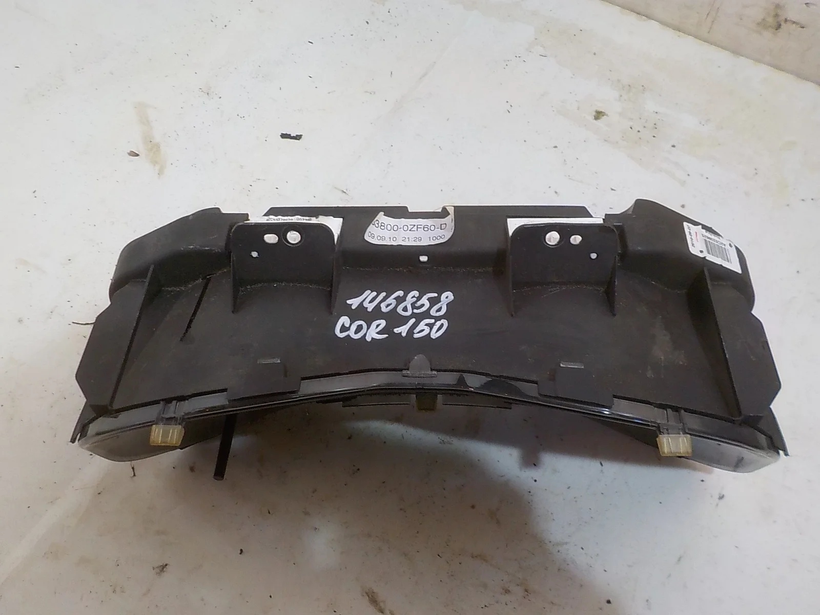 Панель приборов Toyota Corolla X рестайлинг (2010—2013)