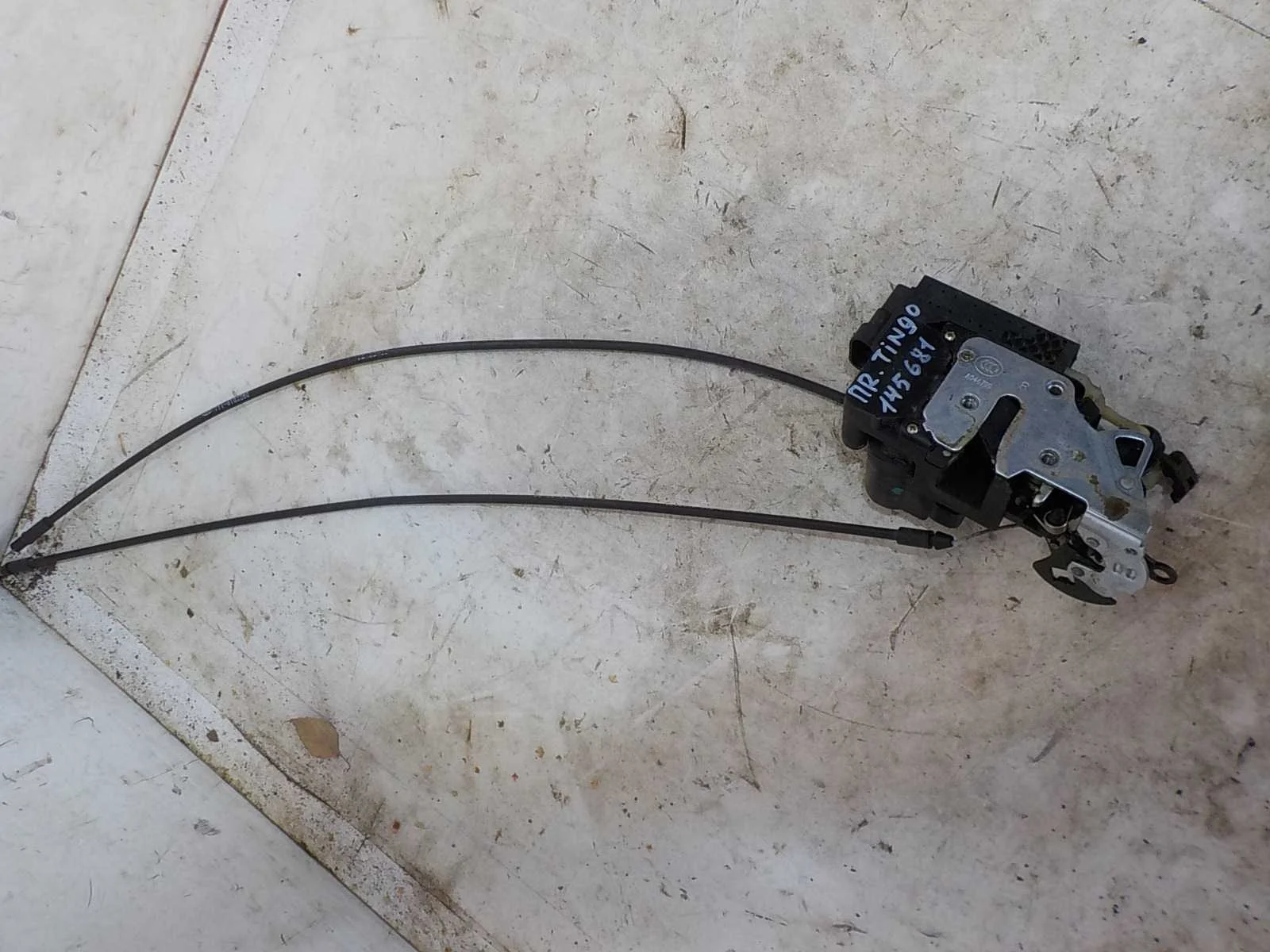 Замок двери Chery Tiggo (T11) T11 (2005—2013) Перед Право