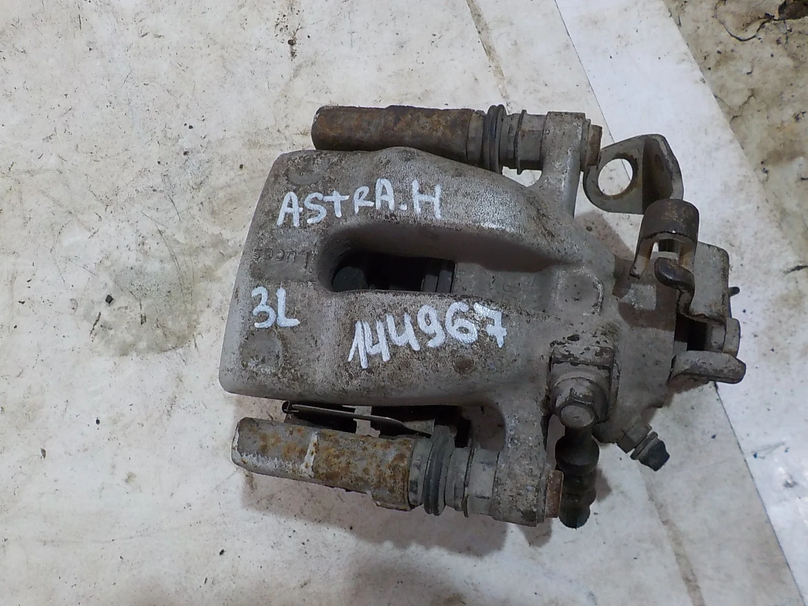 суппорт Opel Zafira B (2005—2008) Зад Право