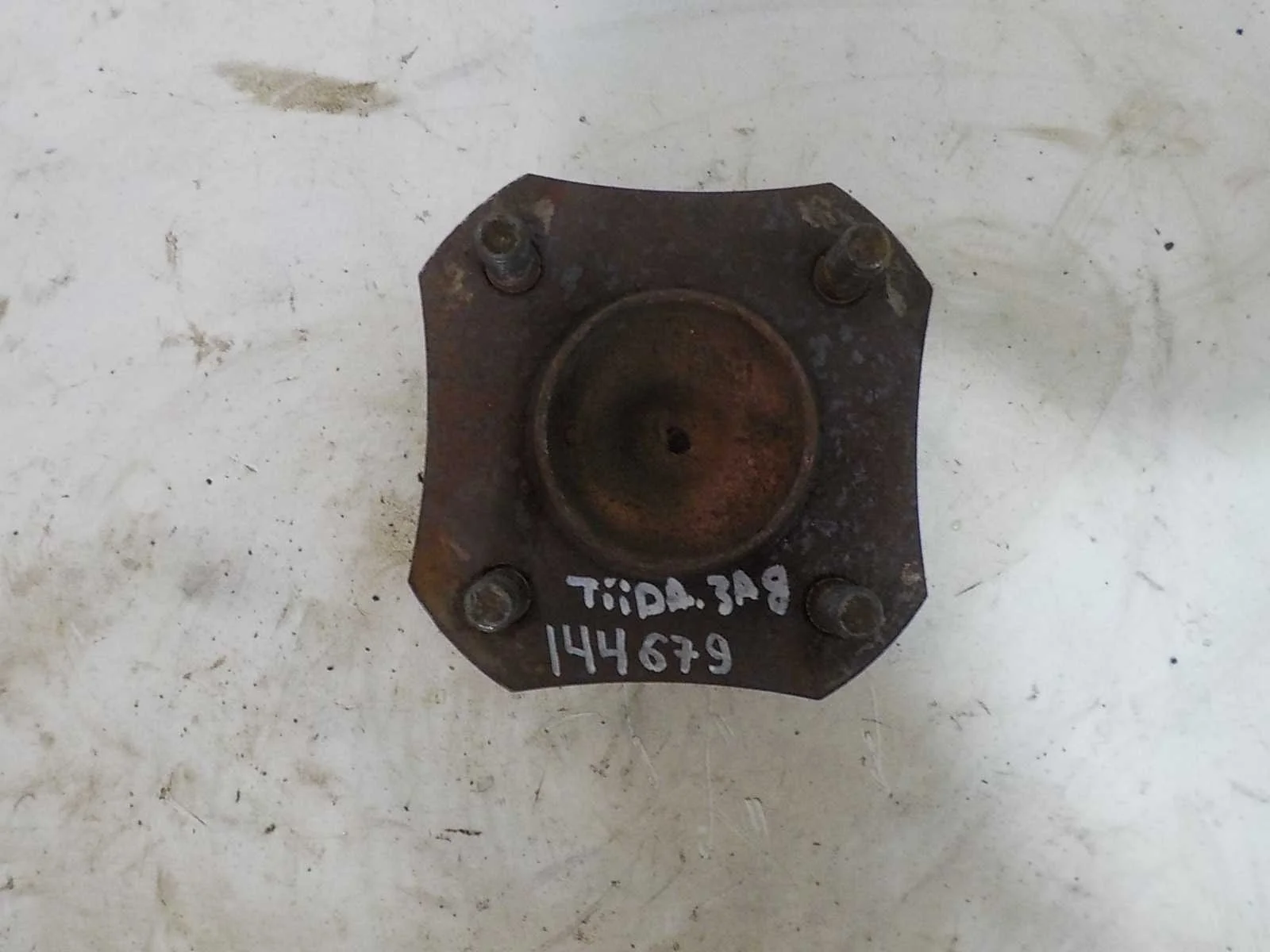 Ступица Nissan Tiida C11 (2004—2012) Зад