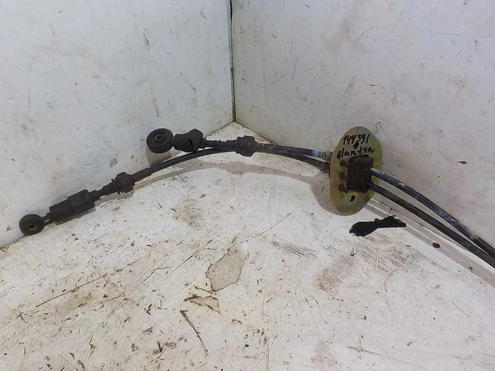 трос переключения кпп Hyundai Elantra III рестайлинг (2003—2010)