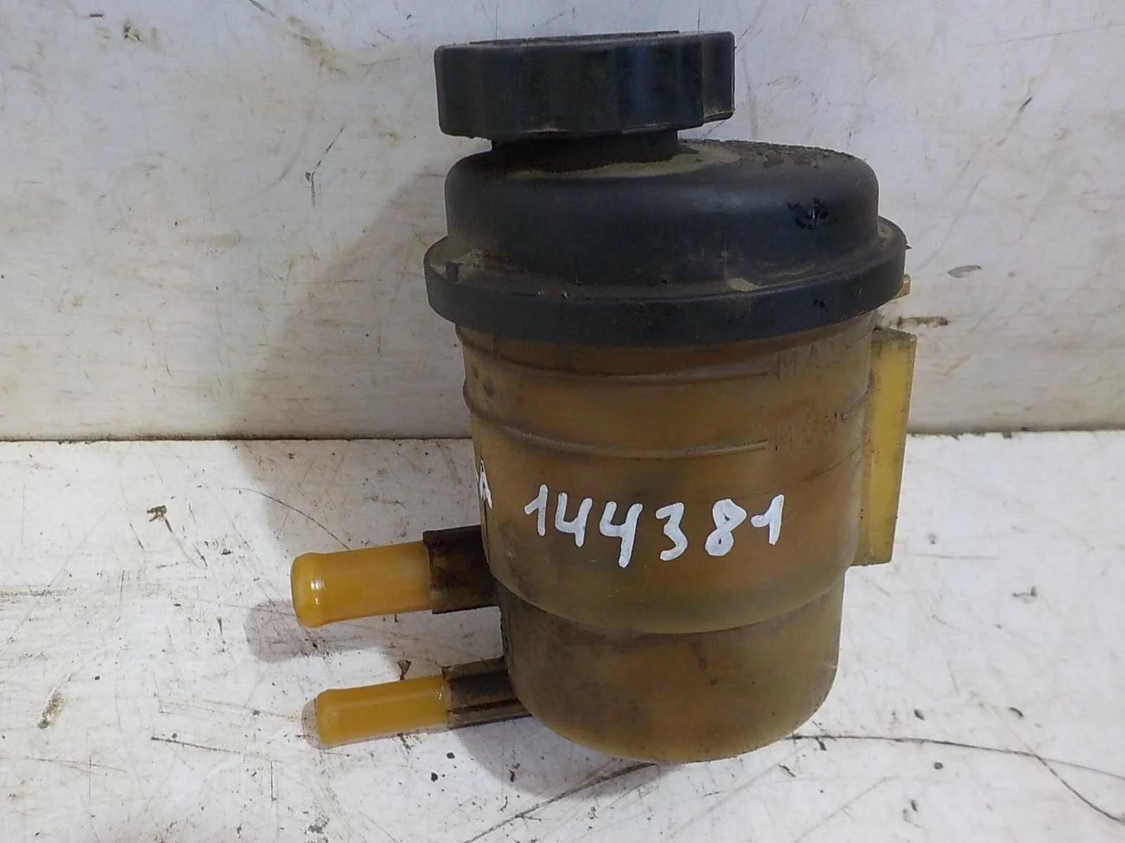 Бачок гидроусилителя Hyundai Elantra III рестайлинг (2003—2010)