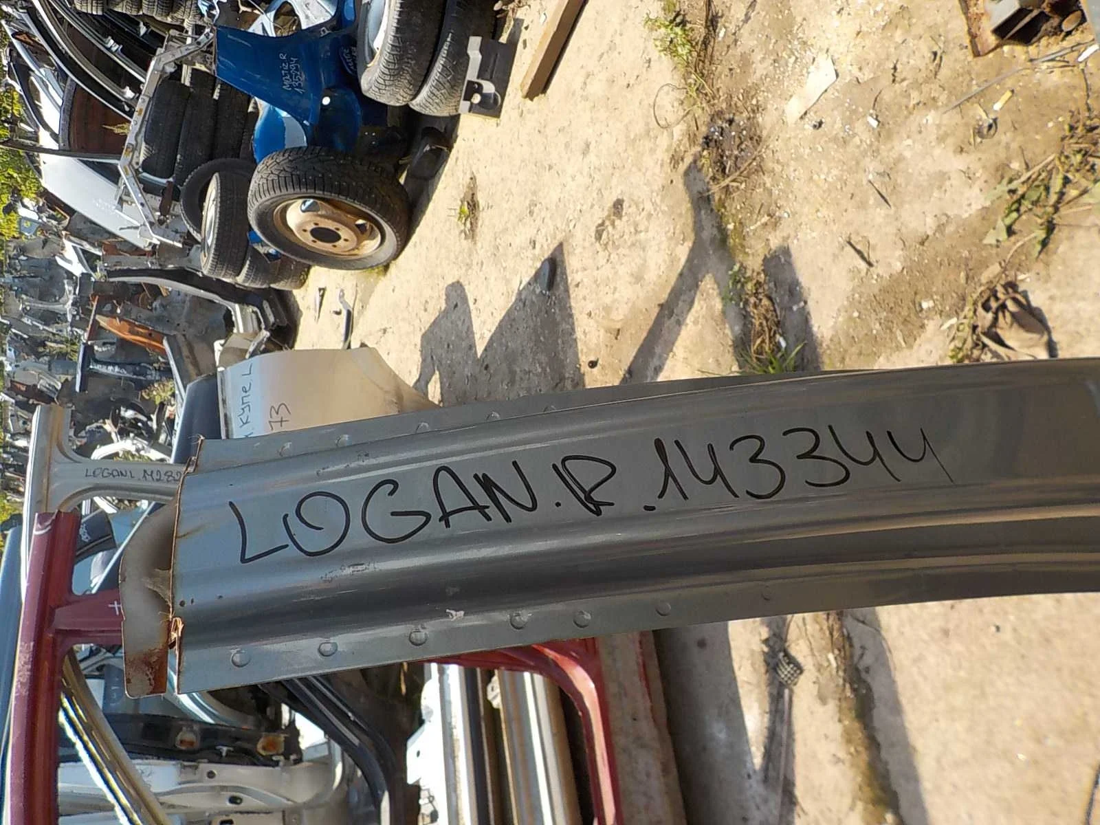 боковина кузова Renault Logan I (2004—2009)  Право