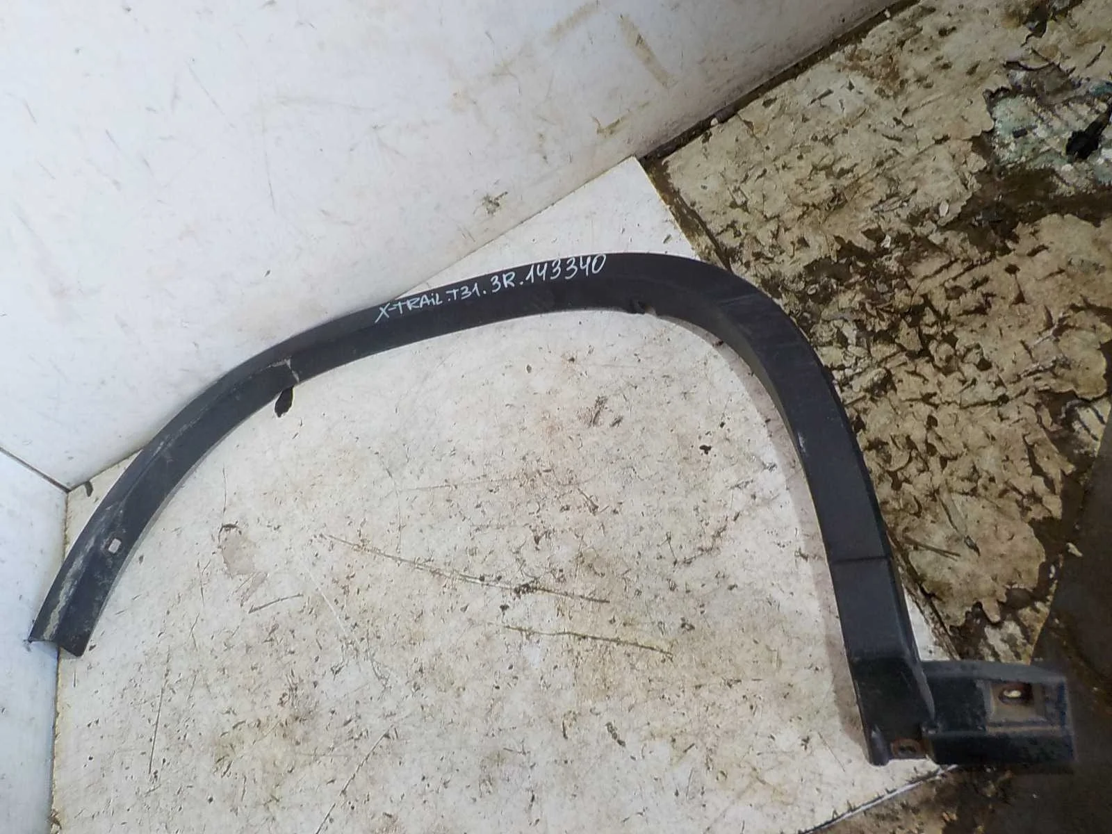 Накладка на крыло Nissan X-Trail II (2007—2011) Зад Право