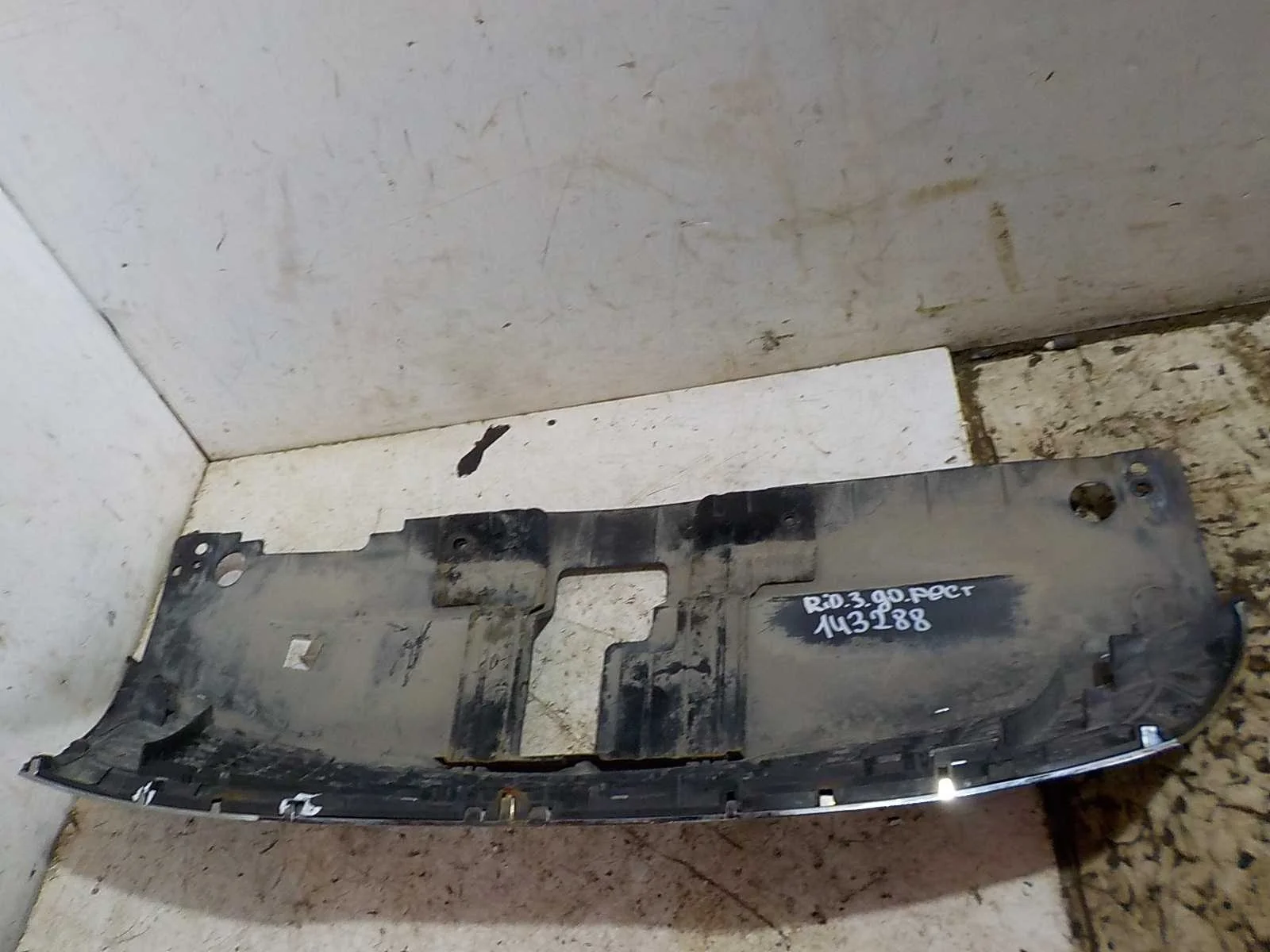 Решетка радиатора Kia Rio III (2011—2015)