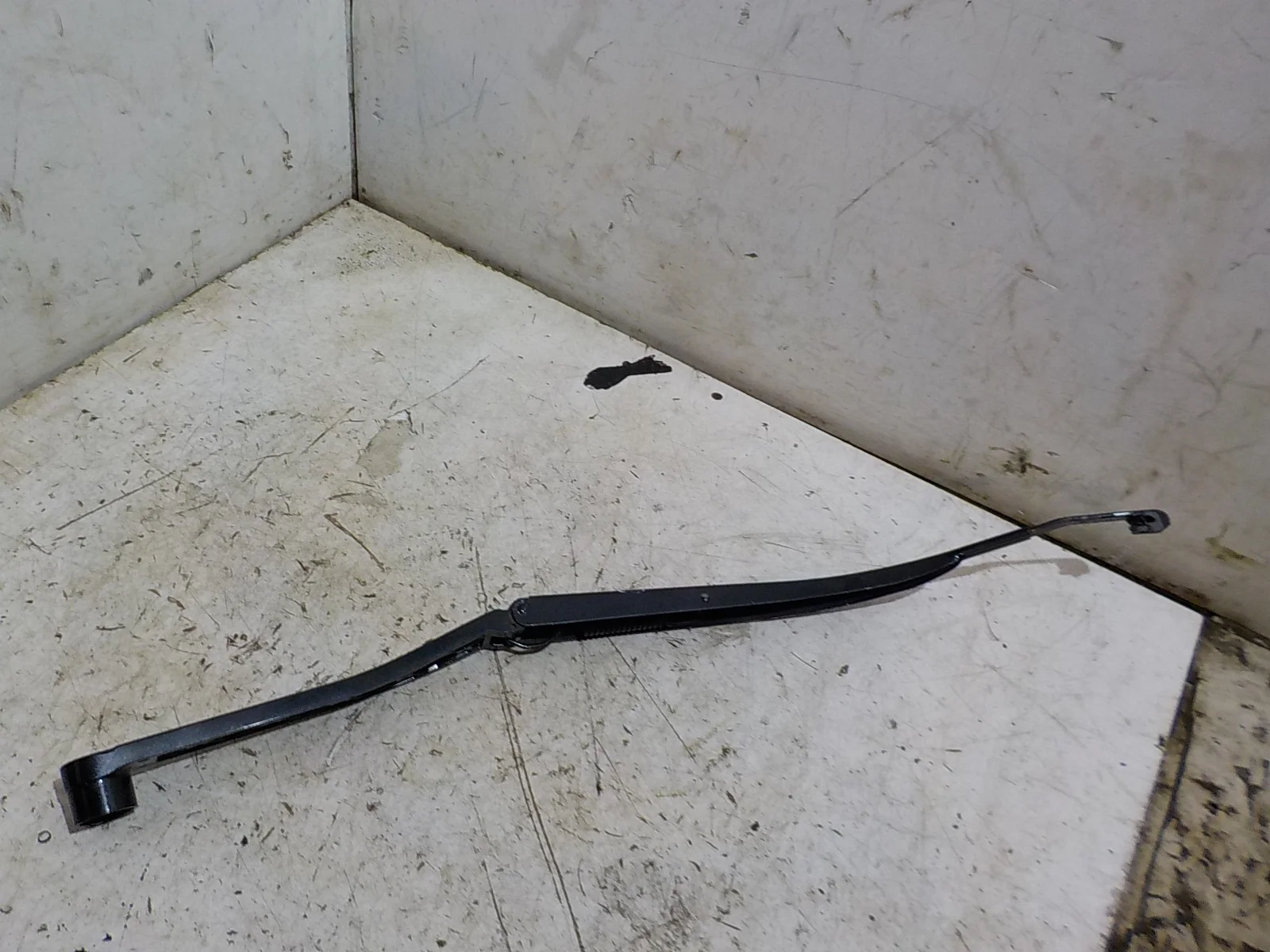 Поводок стеклоочистителя Hyundai Elantra IV (2006—2011) Перед Право