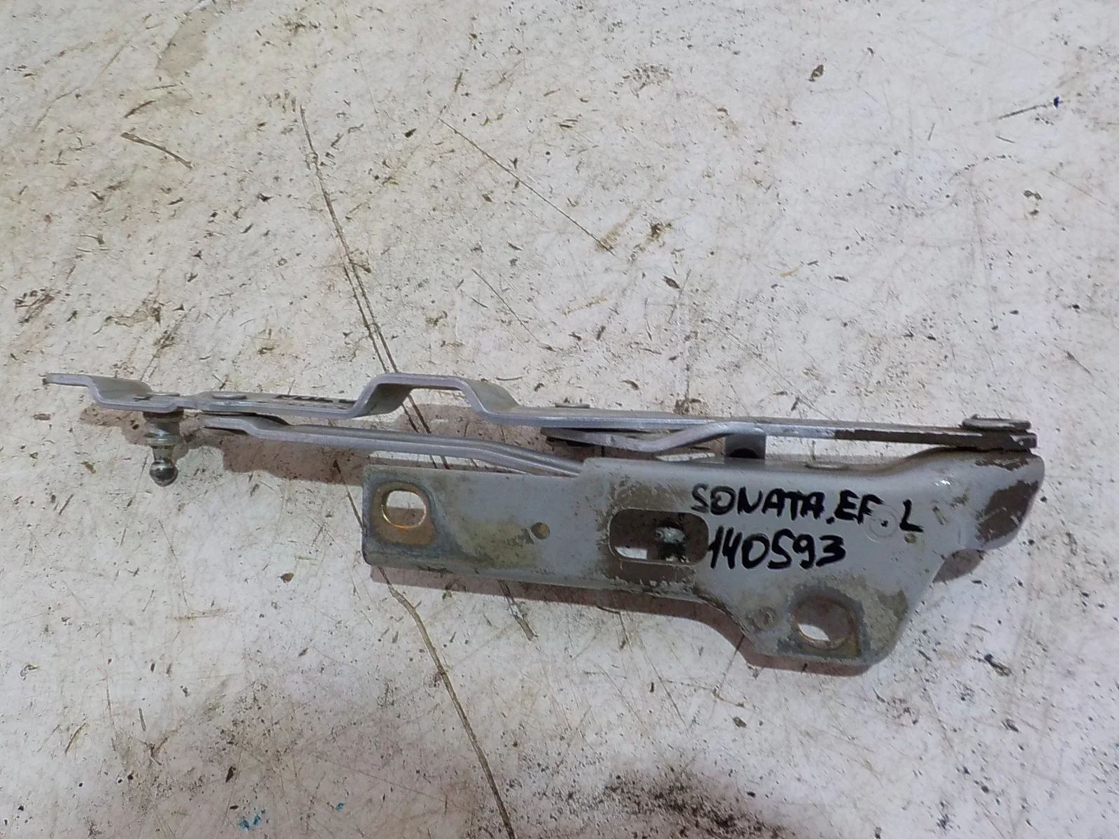 Петля капота Hyundai Sonata IV рестайлинг (2001—2012) Перед Лево
