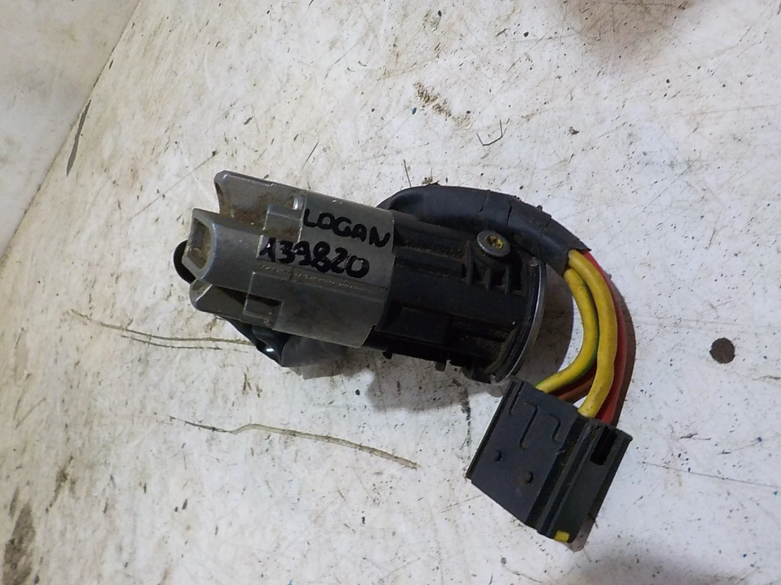 Замок зажигания Renault Logan I рестайлинг (2009—2015)