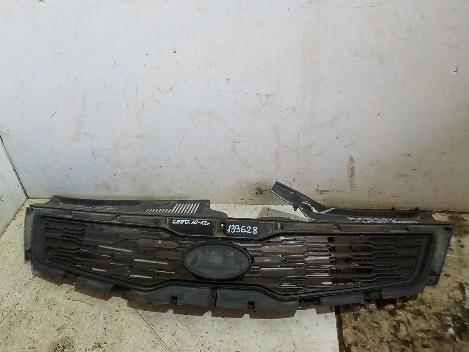 Решетка радиатора Kia Ceed ED (2006—2010)