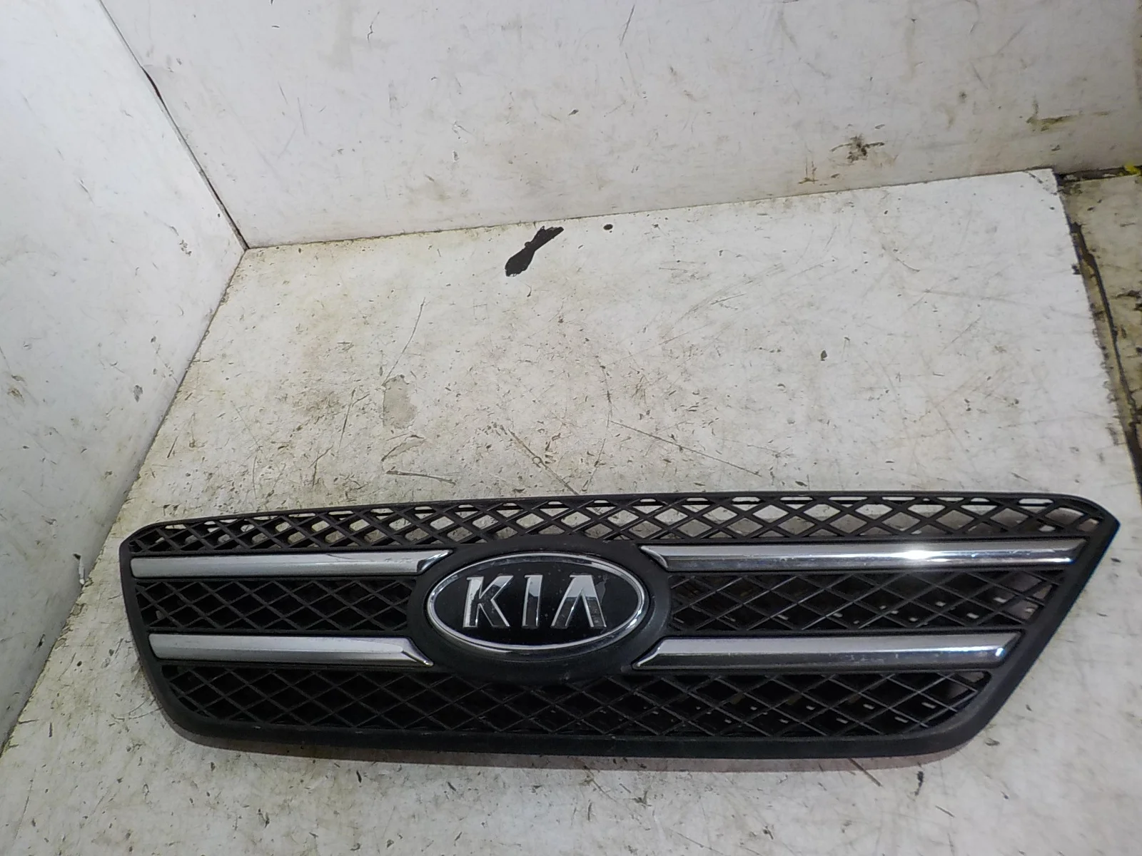 Решетка радиатора Kia Ceed ED (2006—2010)