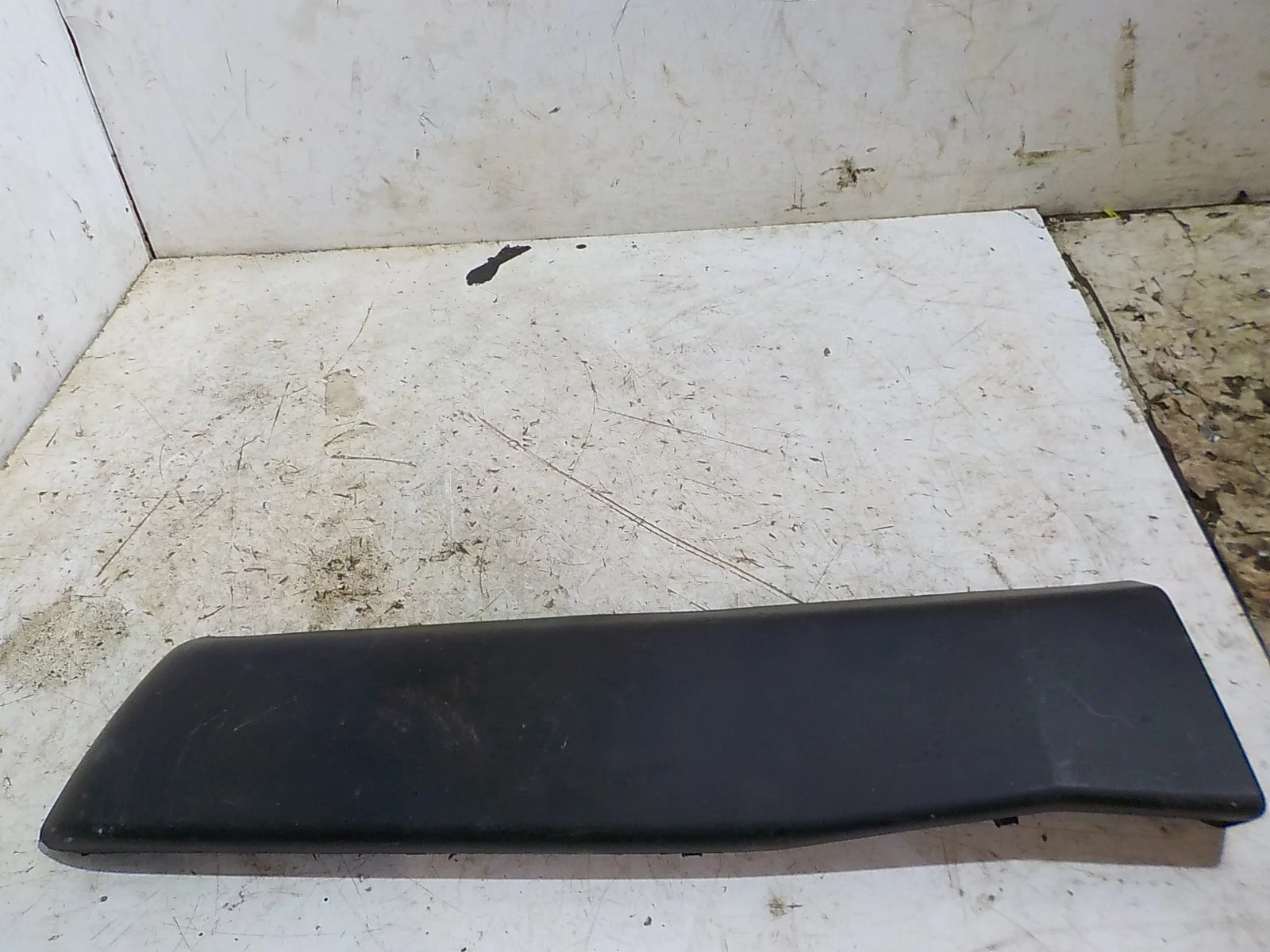 накладка на бампер Nissan X-Trail II (2007—2011) Зад Лево