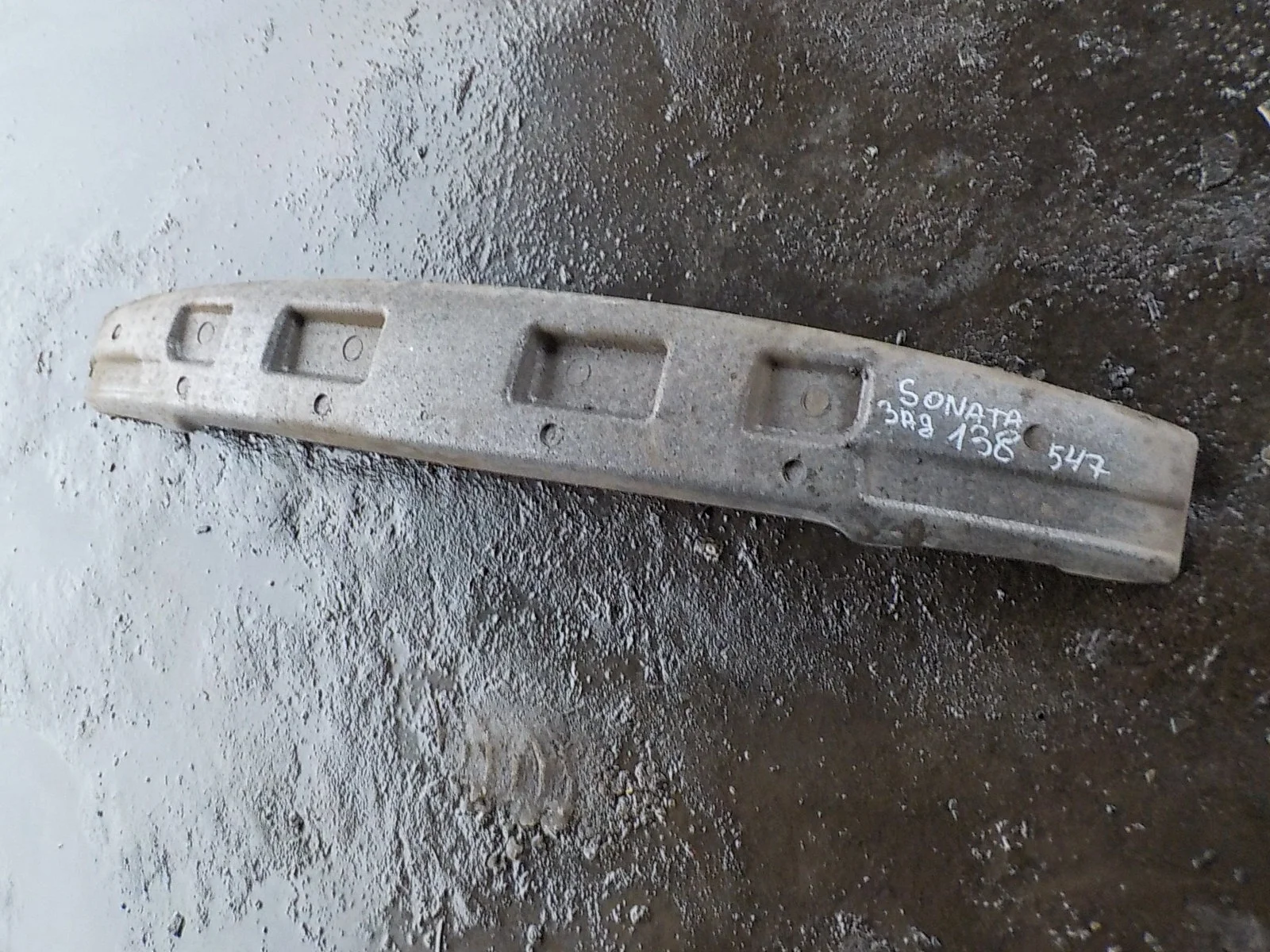 Абсорбер бампера Hyundai Sonata V рестайлинг (2007—2010) Зад